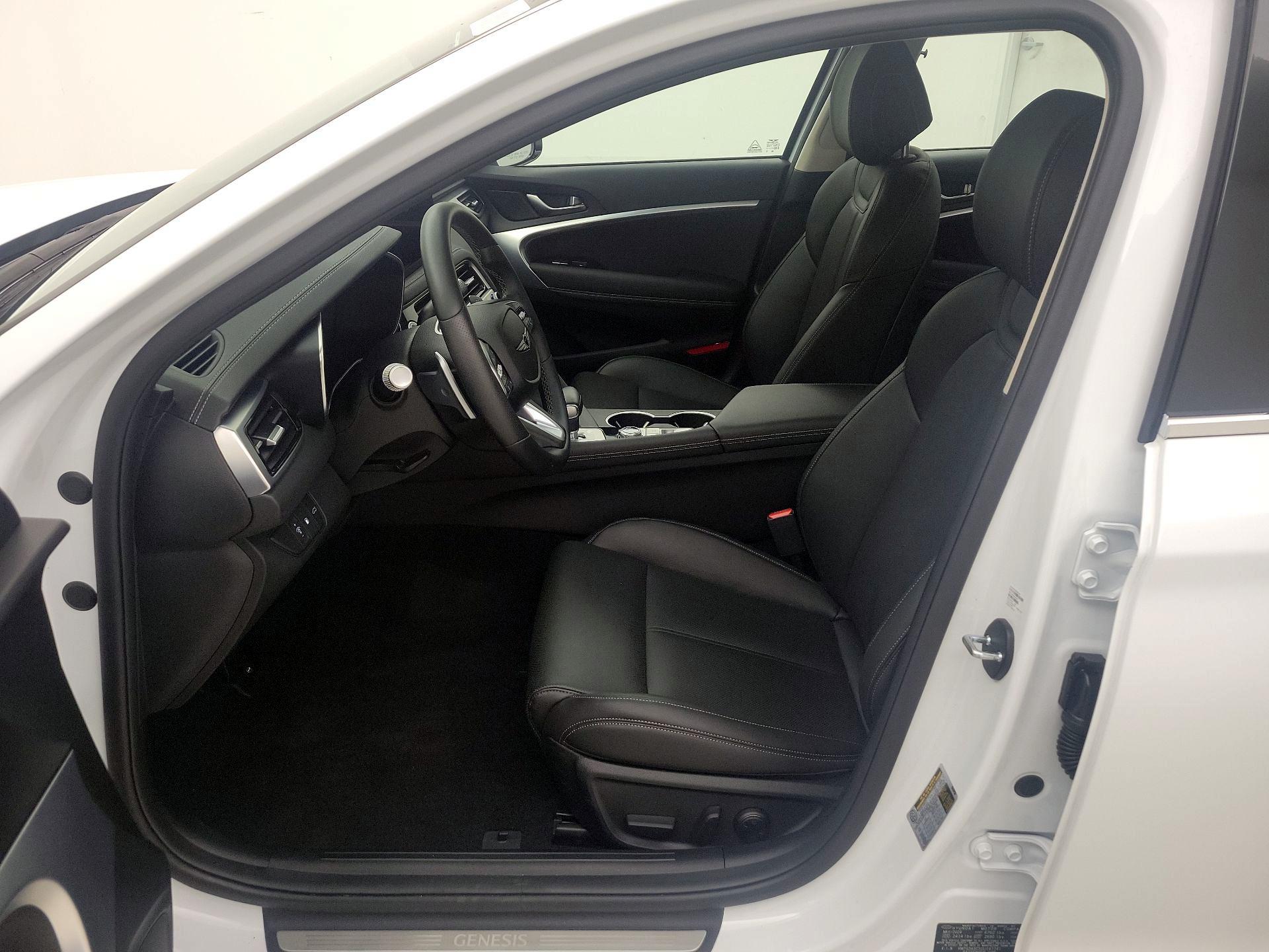 Thumbnail: 2025 Genesis G70 - 11