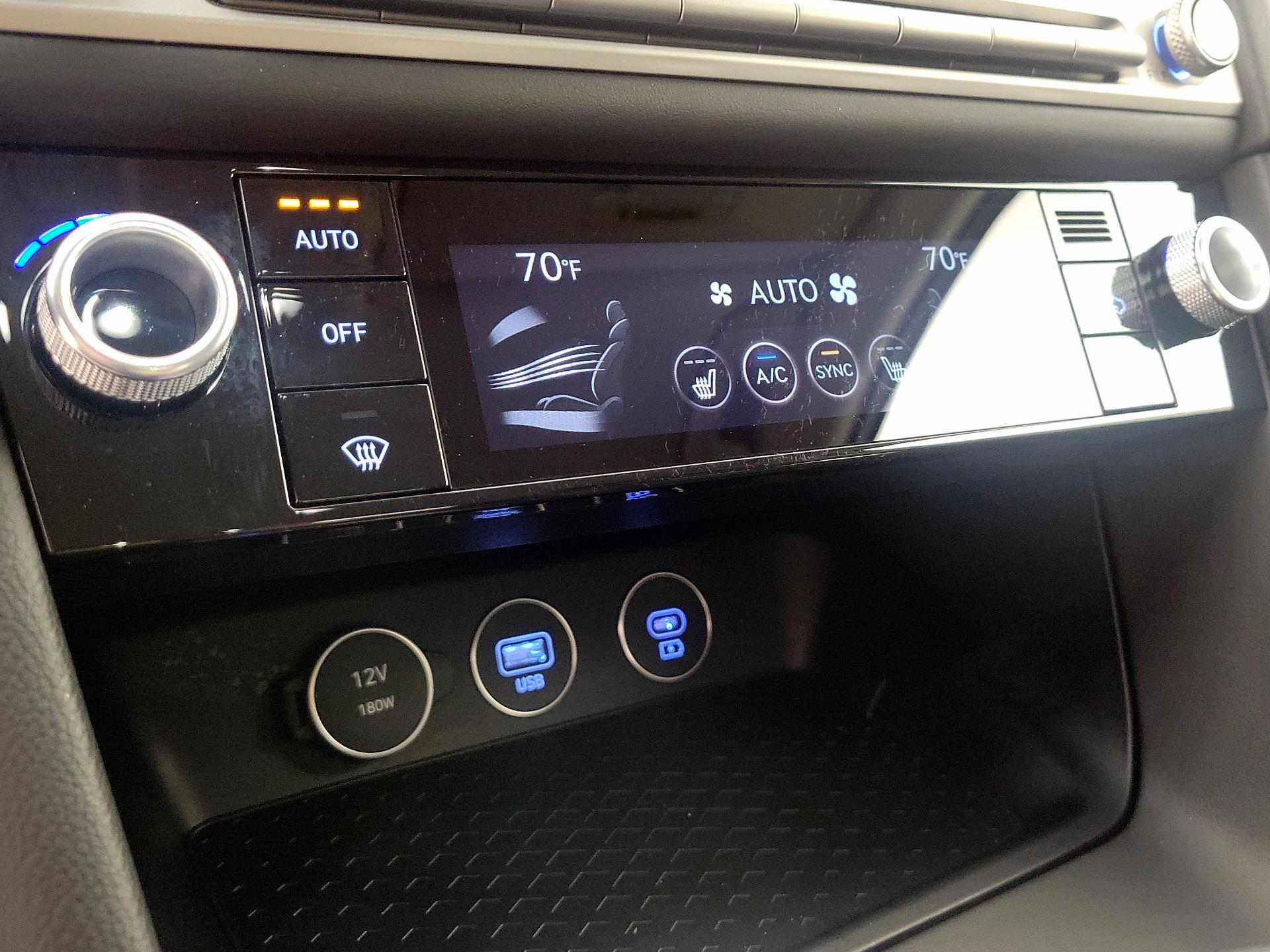 Thumbnail: 2025 Genesis G70 - 17