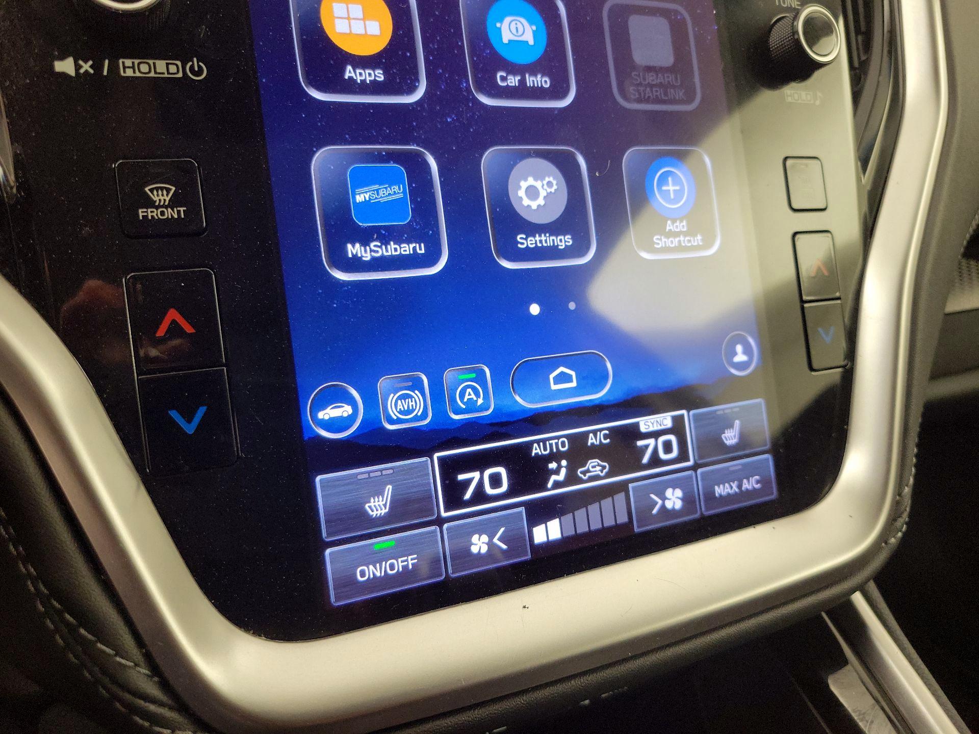 Thumbnail: 2022 Subaru Outback - 16