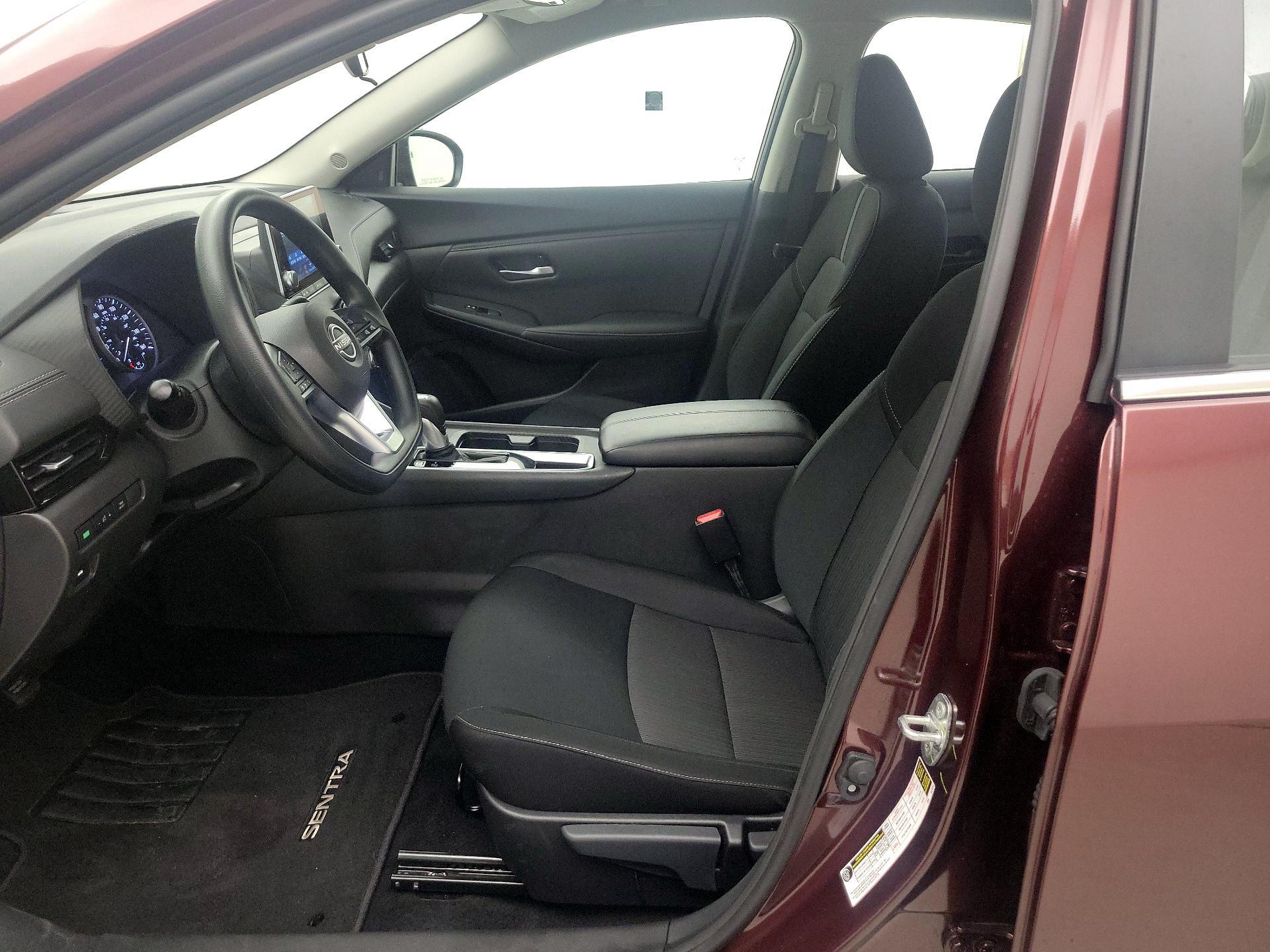 Thumbnail: 2025 Nissan Sentra - 11