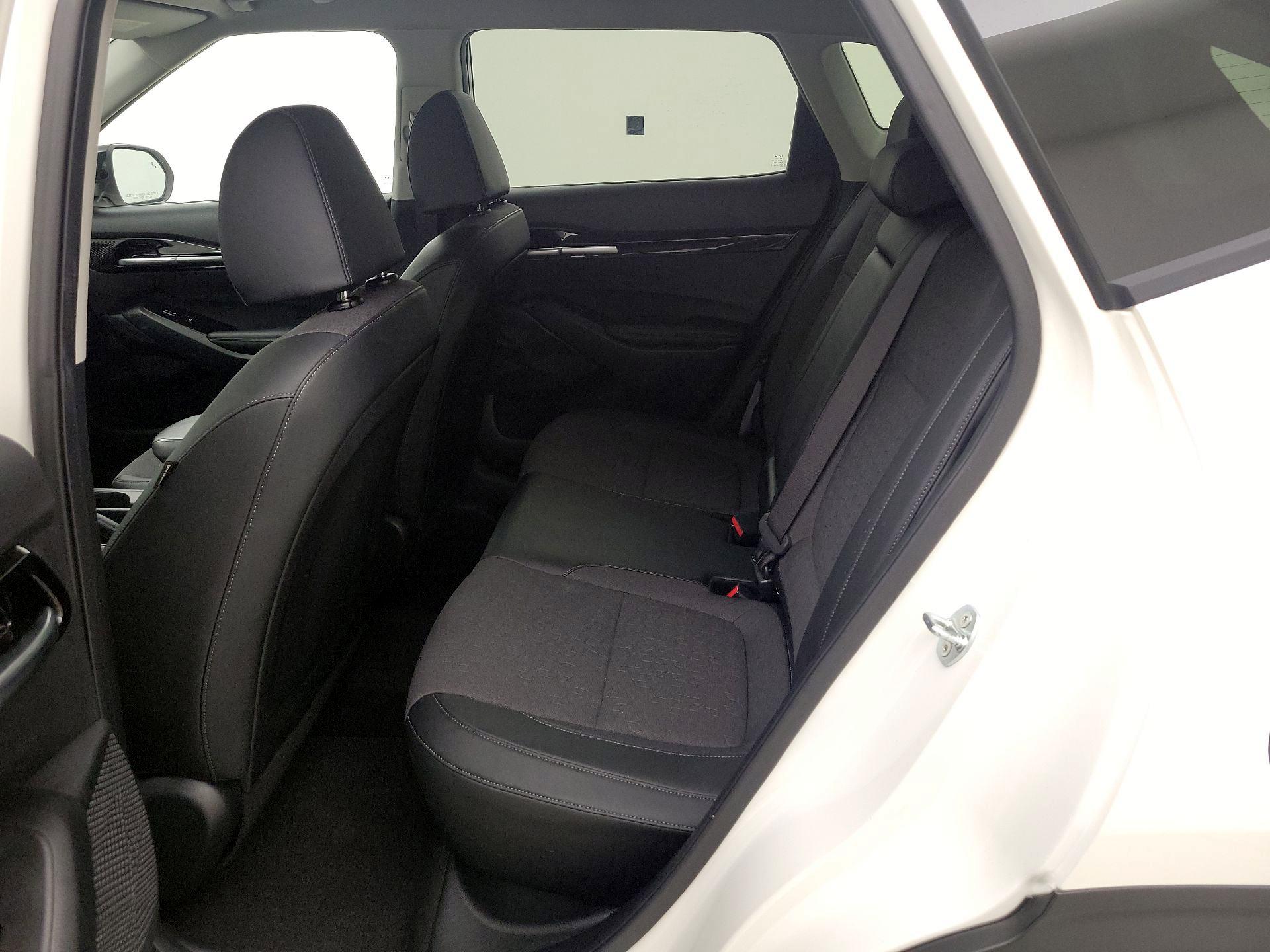 Thumbnail: 2025 Kia Seltos - 20