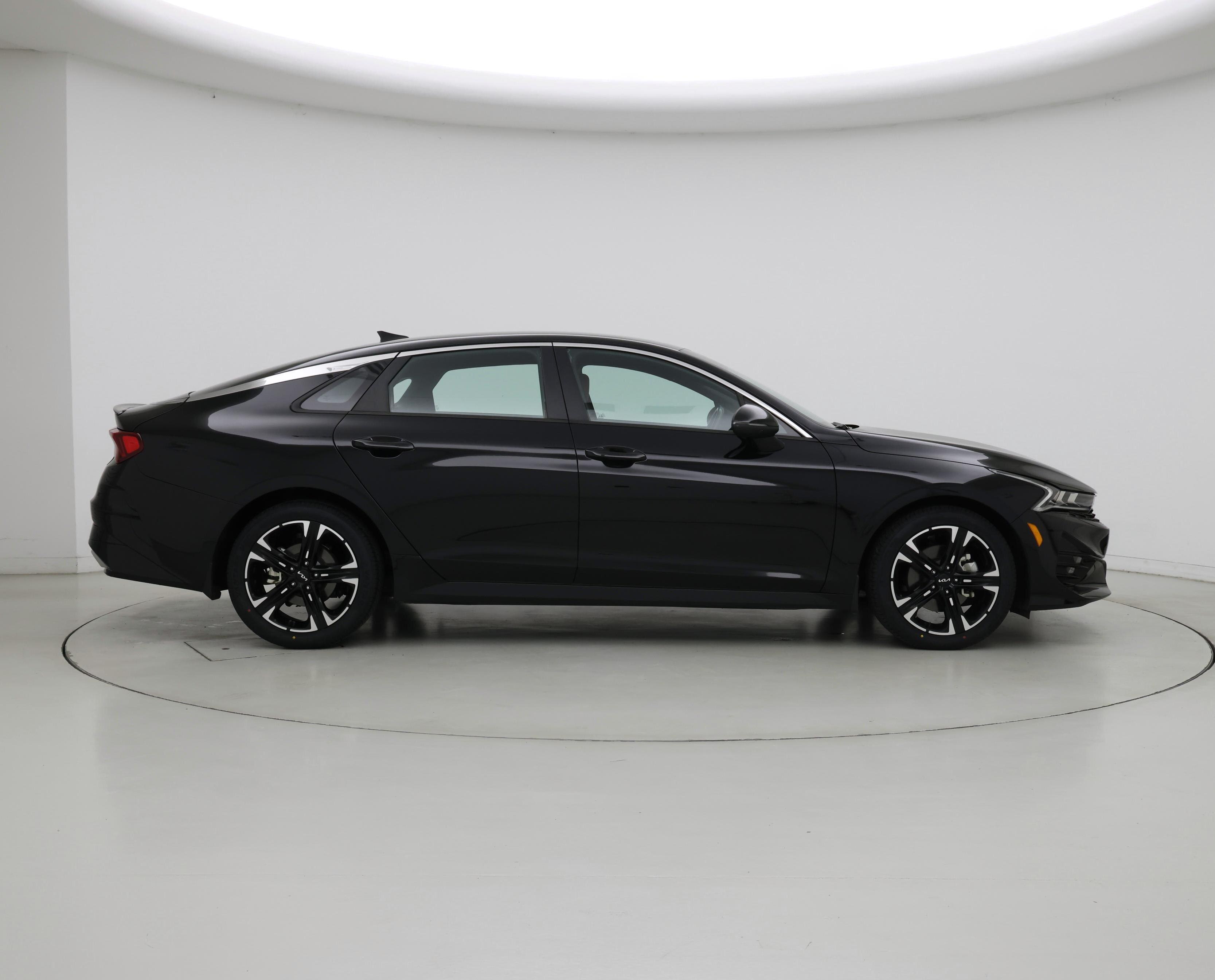 Thumbnail: 2023 Kia K5 - 7