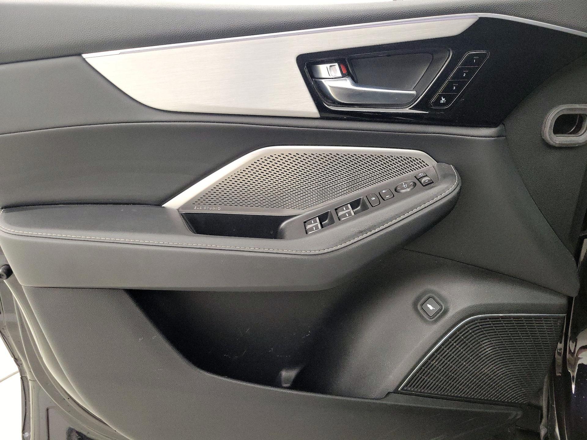 Thumbnail: 2023 Acura MDX - 12