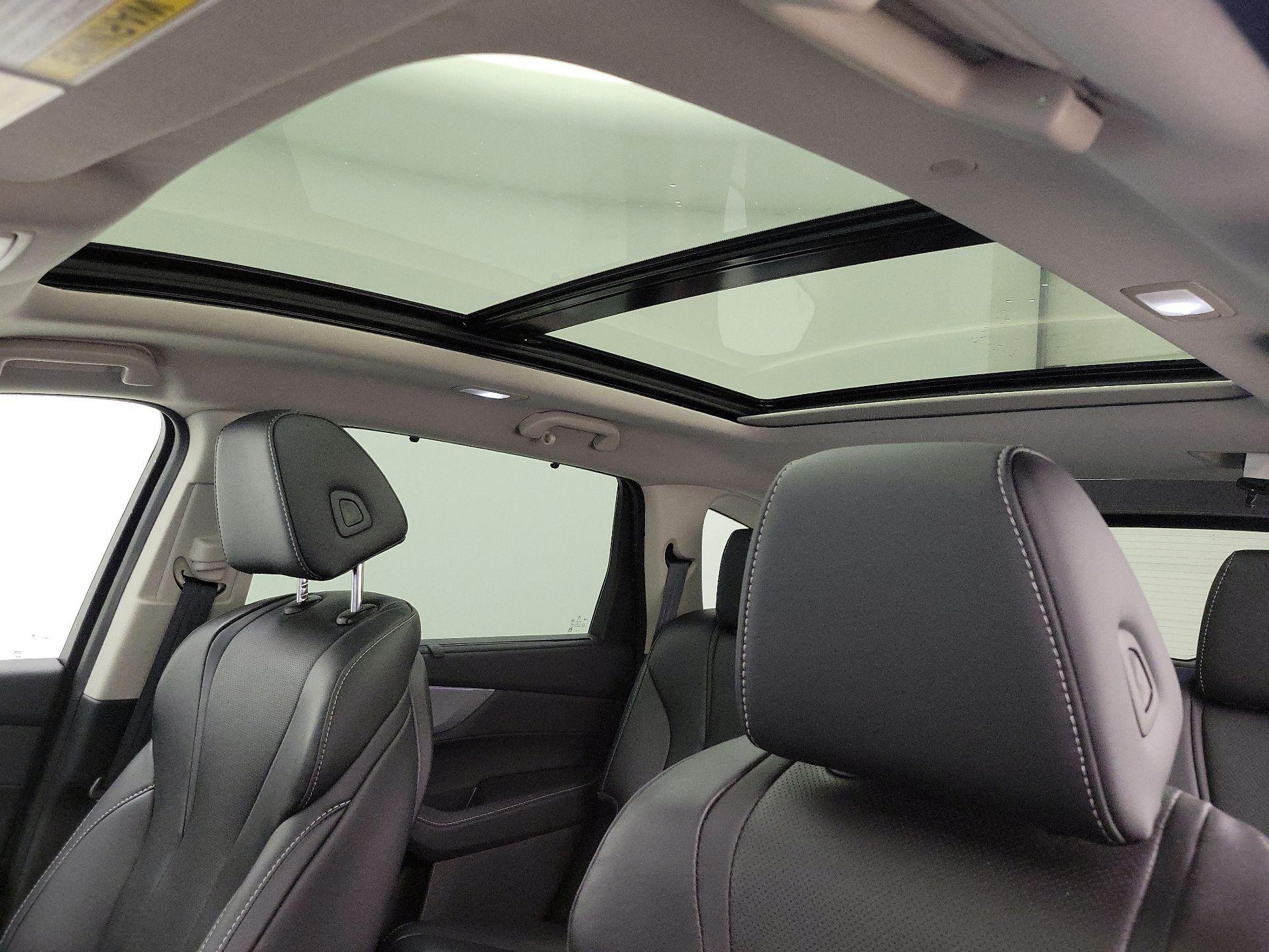 Thumbnail: 2023 Acura MDX - 20