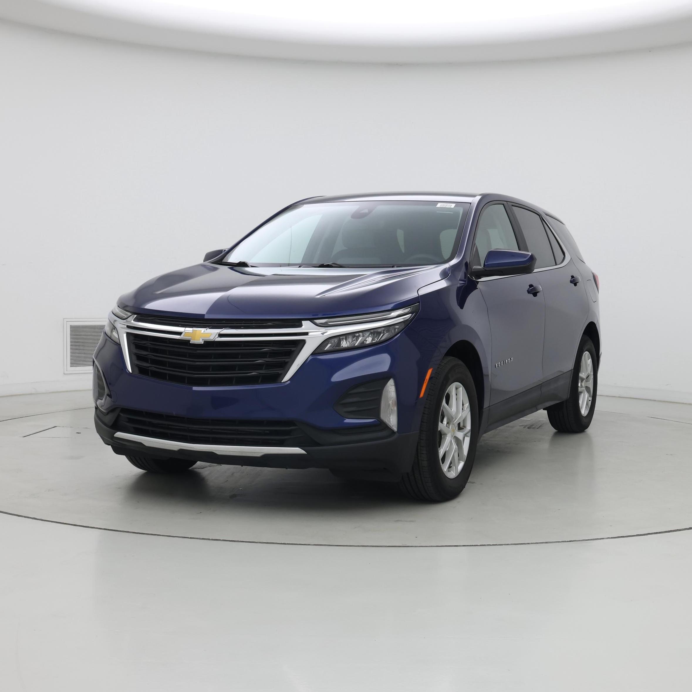 Thumbnail: 2022 Chevrolet Equinox - 4