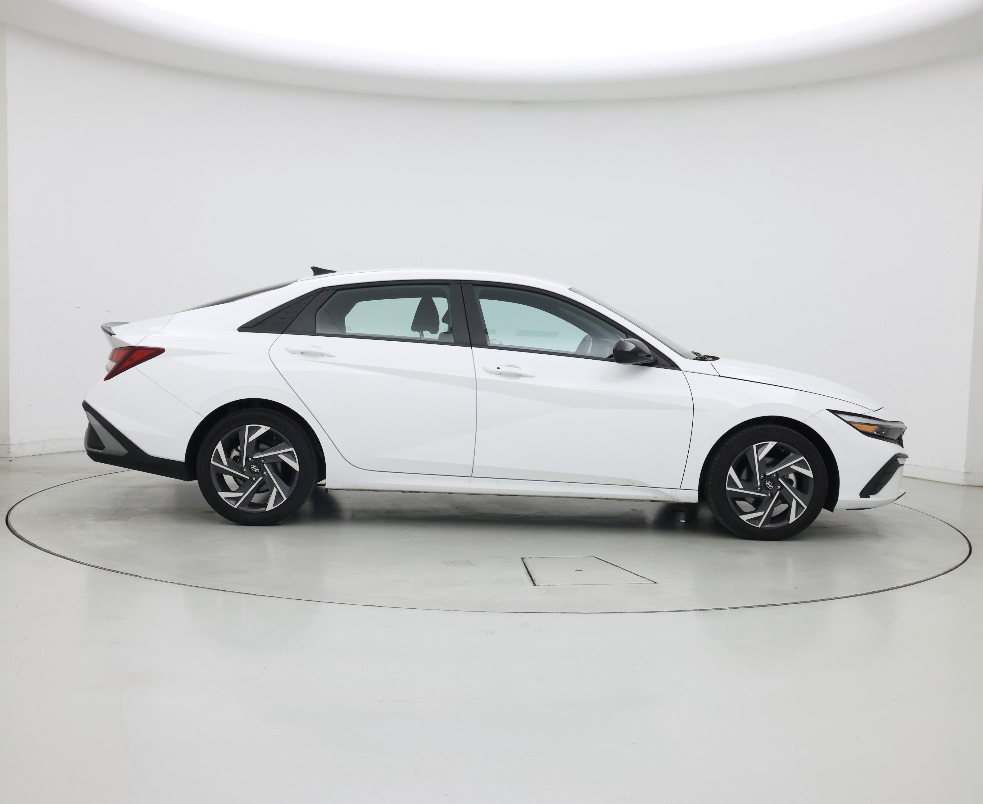 Thumbnail: 2025 Hyundai Elantra - 7
