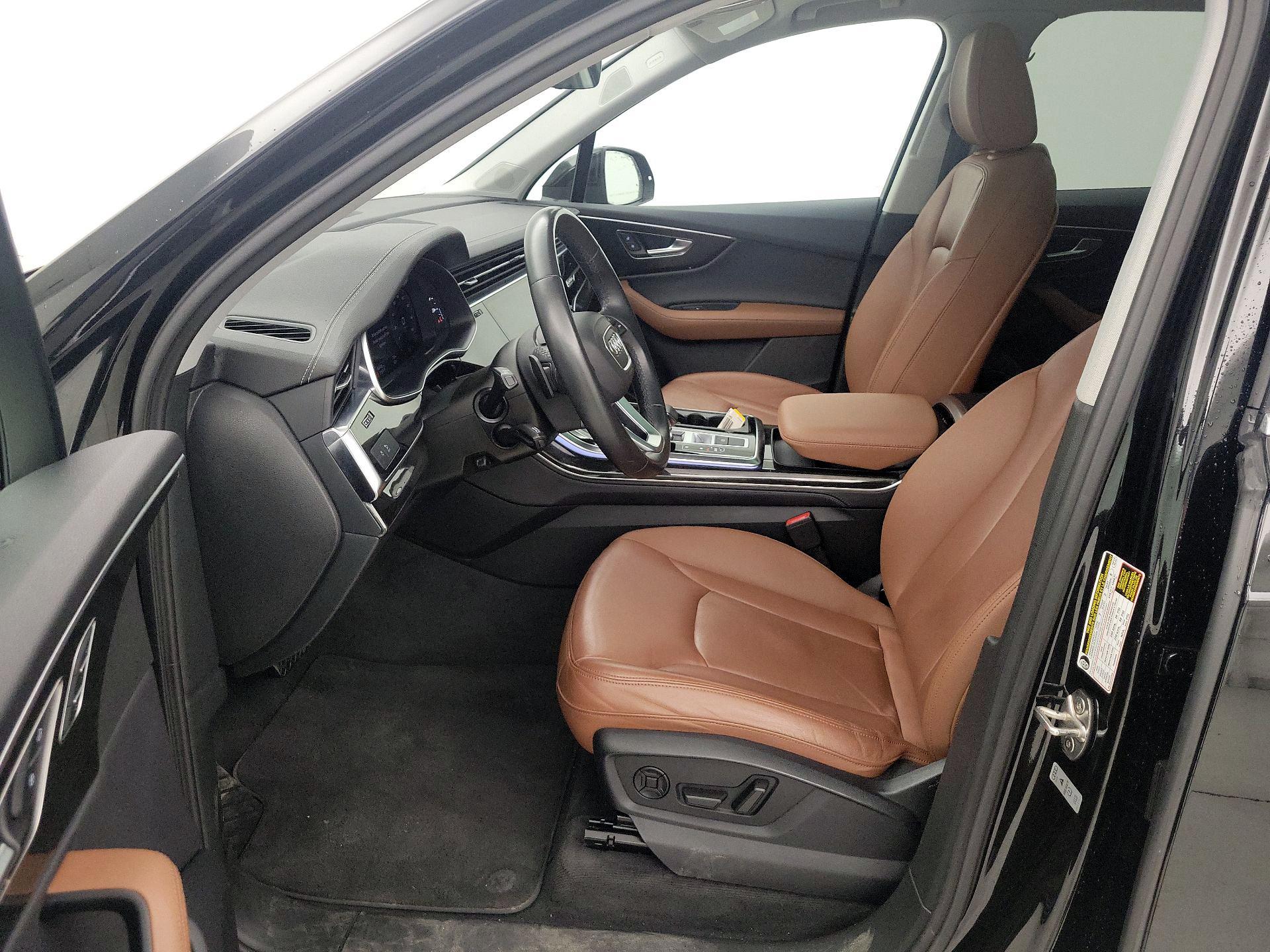 Thumbnail: 2023 Audi Q7 - 11