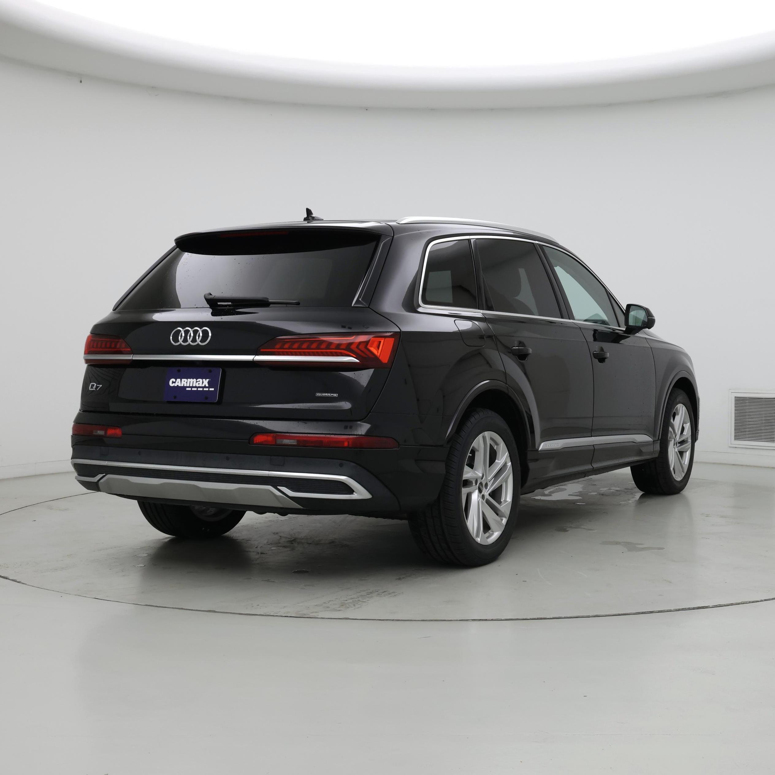 Thumbnail: 2023 Audi Q7 - 8