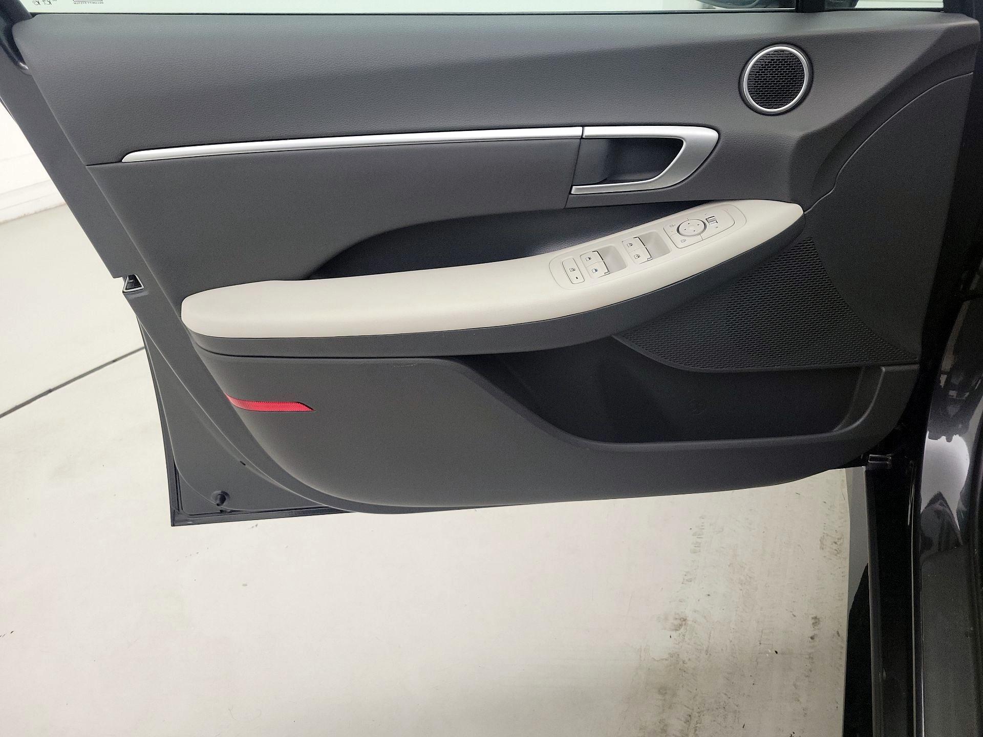 Thumbnail: 2025 Hyundai Sonata - 12