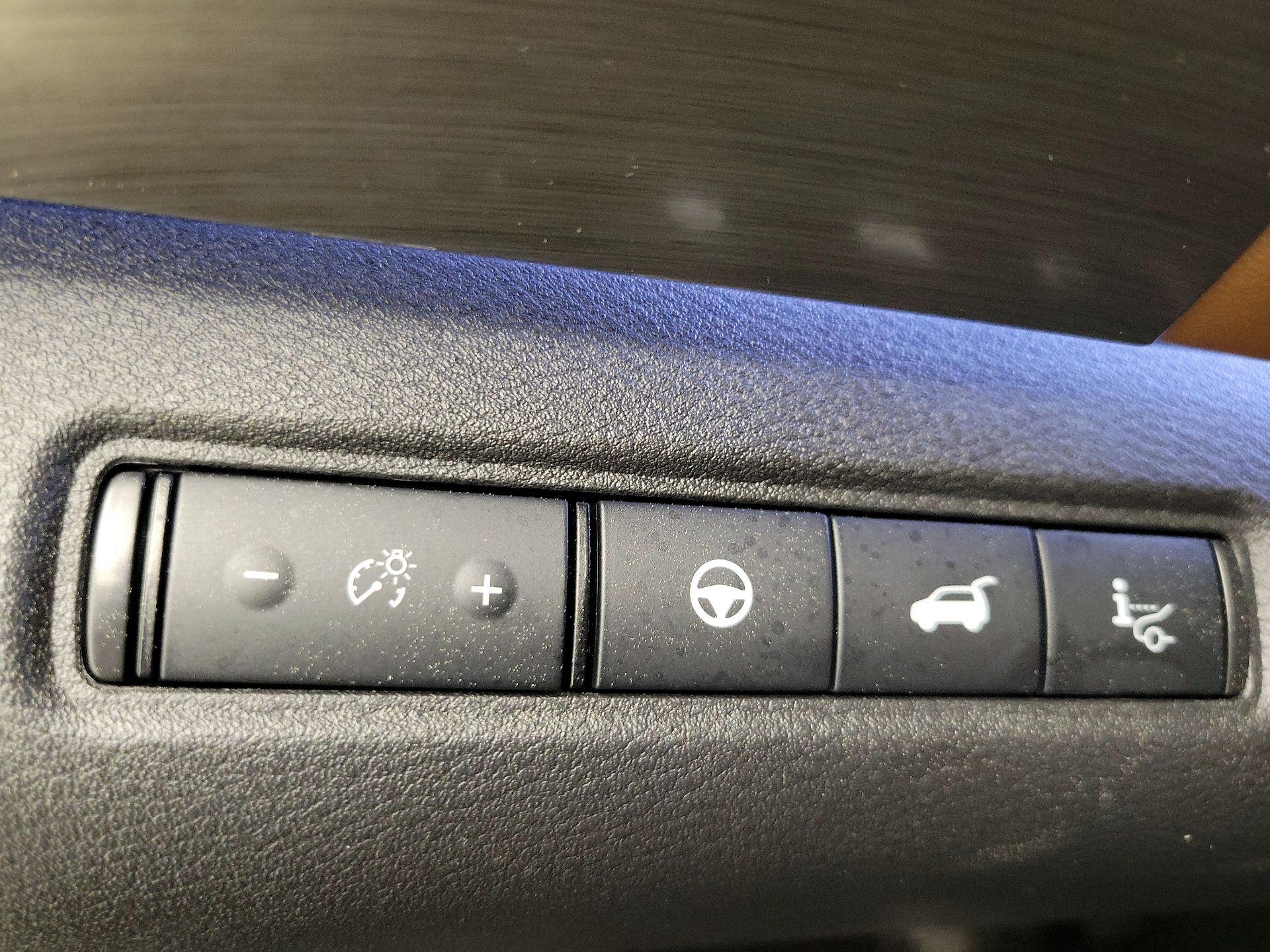 Thumbnail: 2025 Nissan Pathfinder - 13