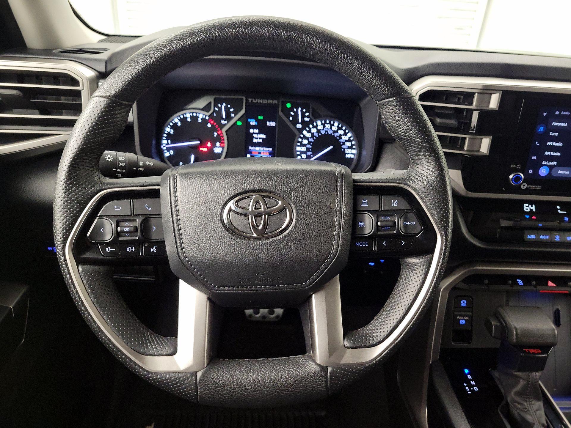 Thumbnail: 2022 Toyota Tundra - 10