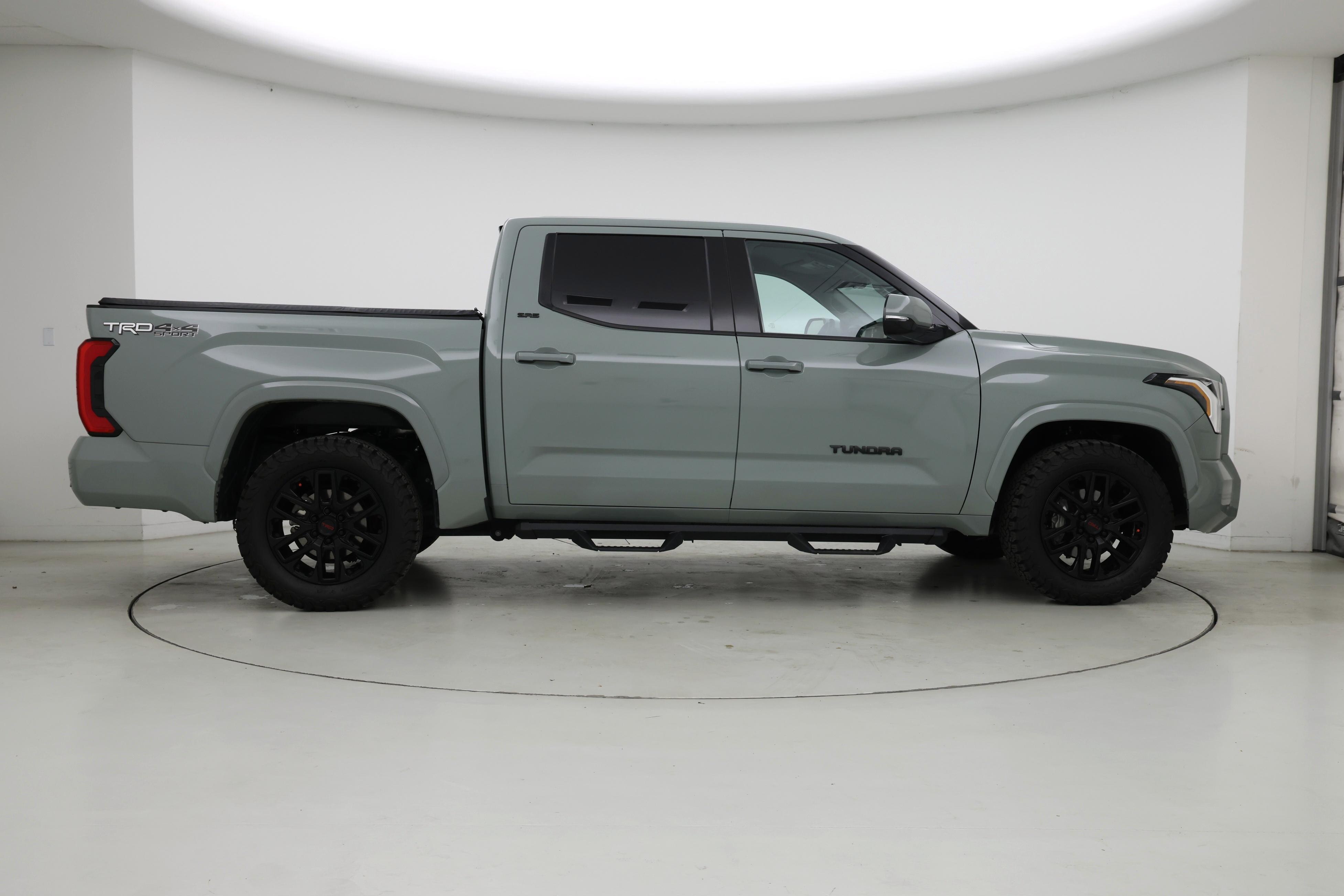 Thumbnail: 2022 Toyota Tundra - 7