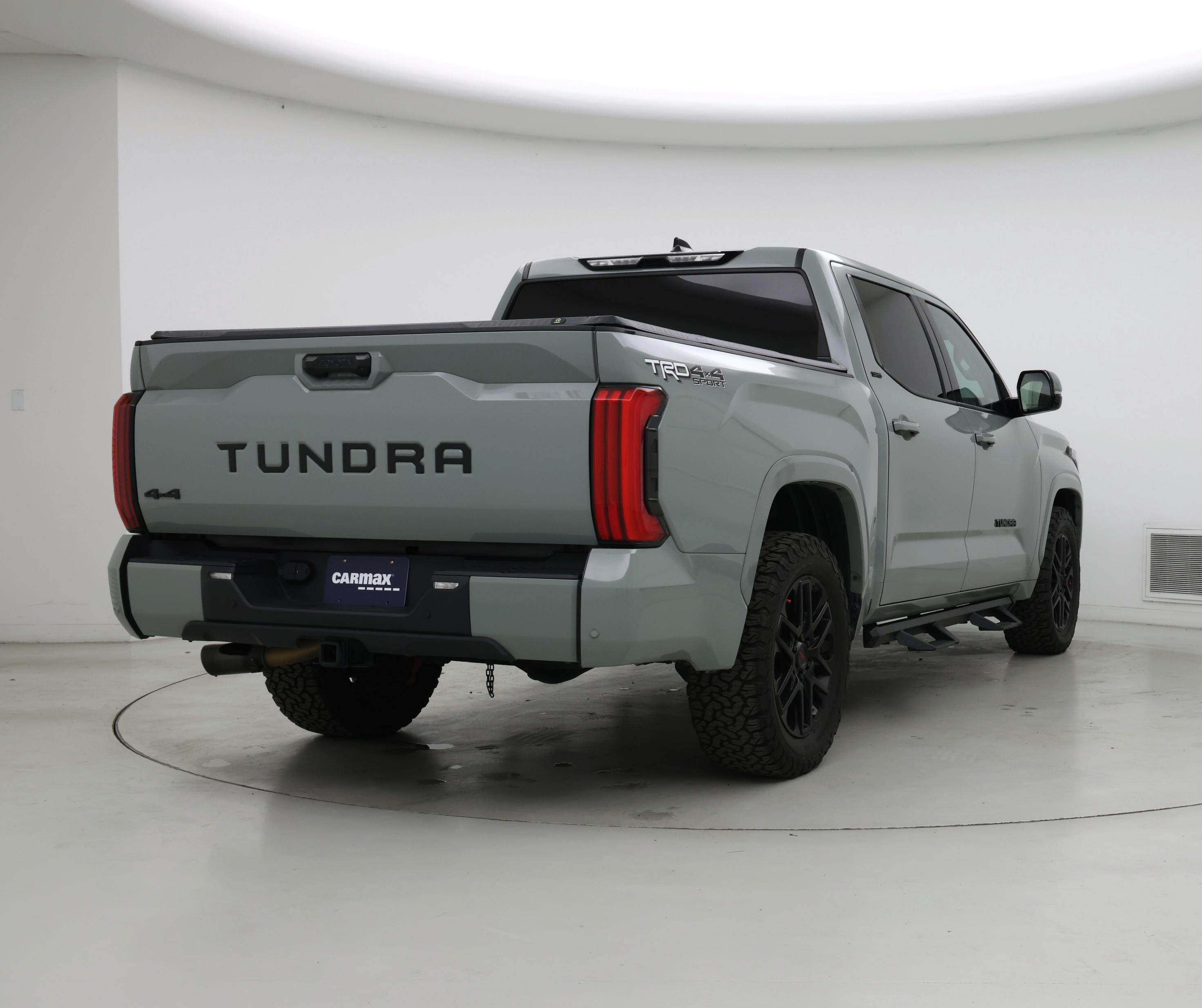 Thumbnail: 2022 Toyota Tundra - 8