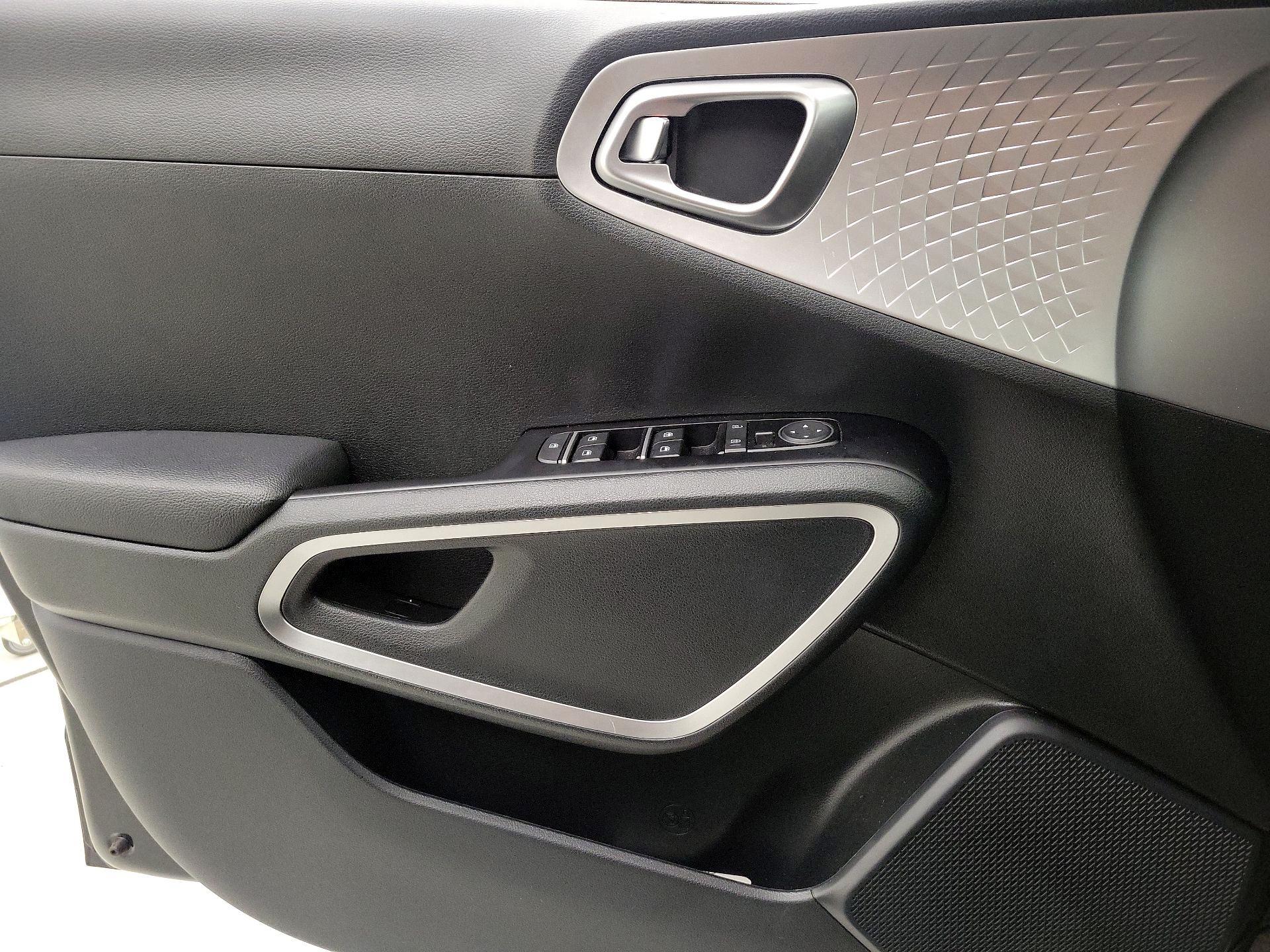 Thumbnail: 2025 Kia Soul - 12