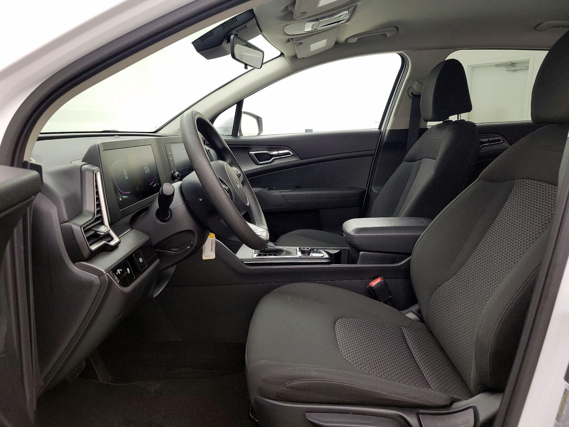 Thumbnail: 2025 Kia Sportage - 11