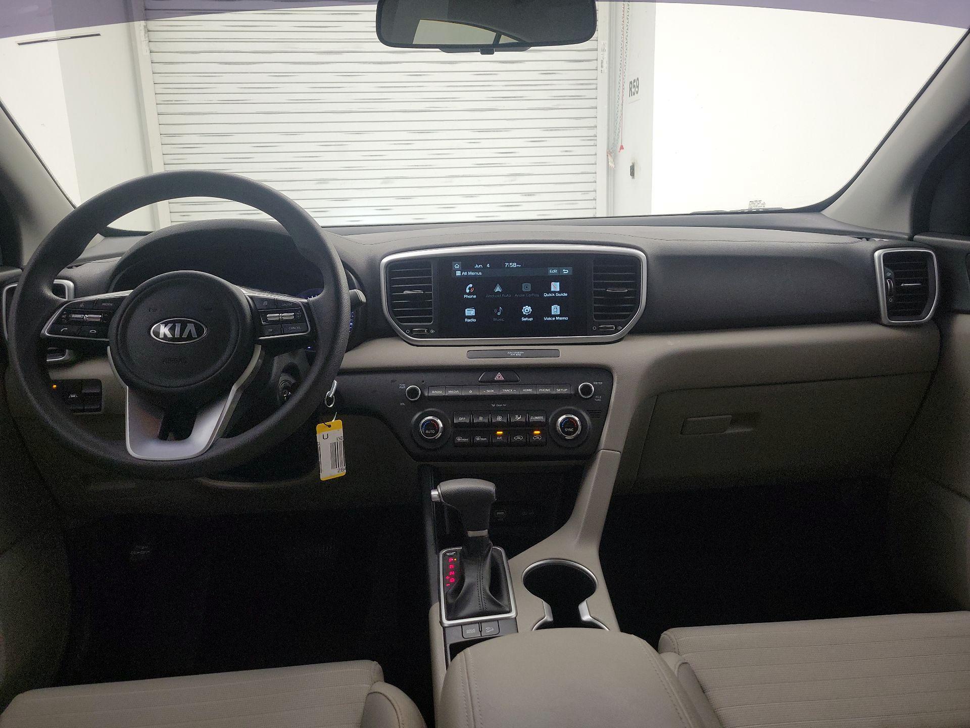 Thumbnail: 2020 Kia Sportage - 9