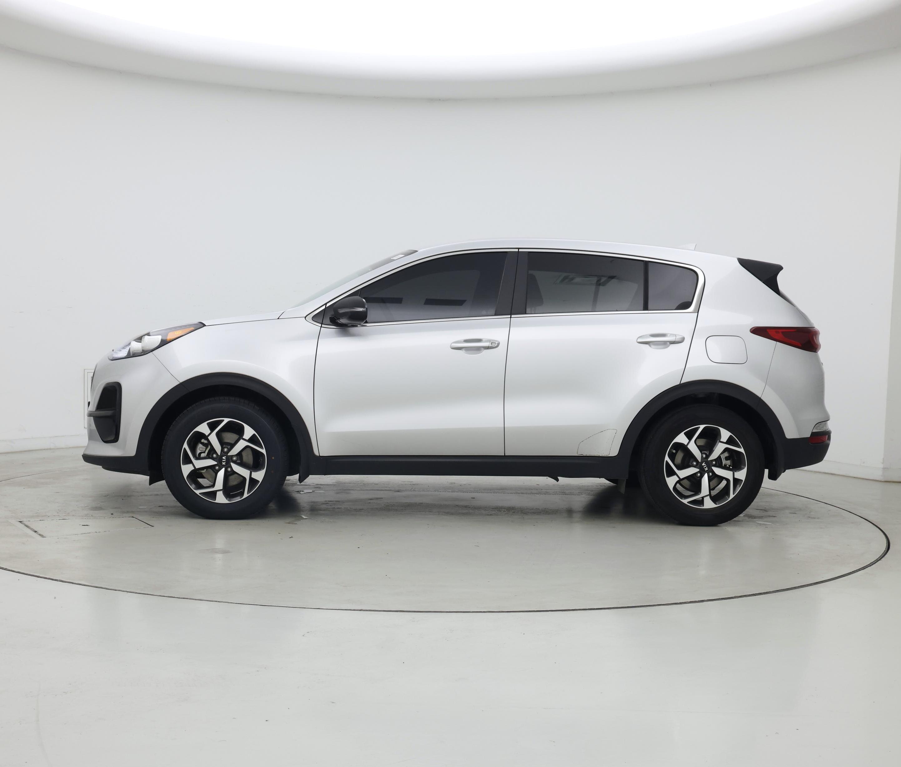 Thumbnail: 2020 Kia Sportage - 3