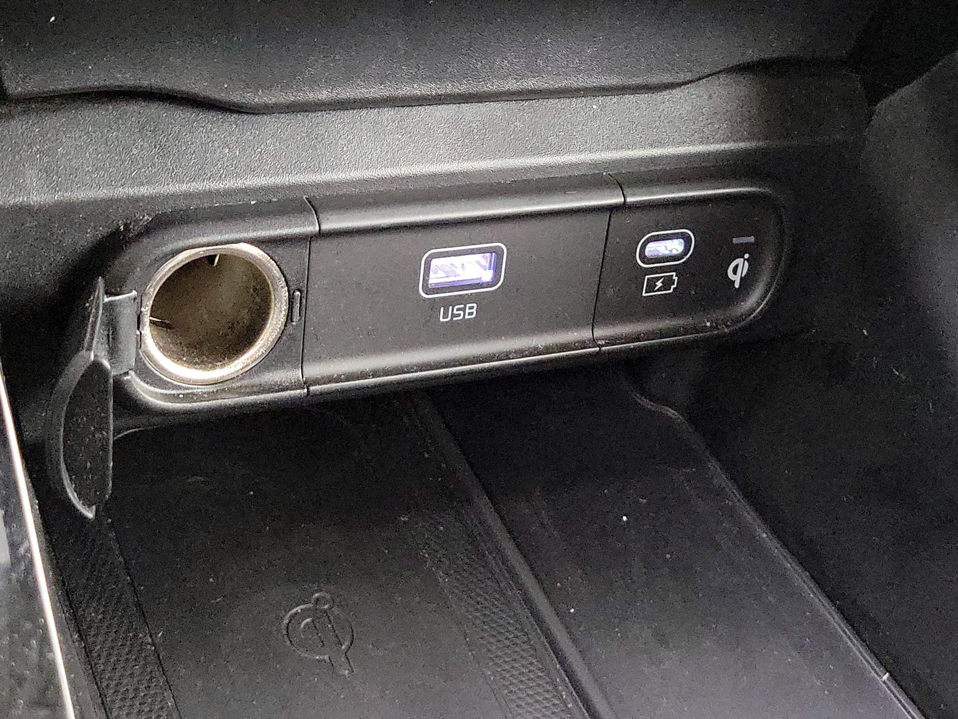 Thumbnail: 2024 Kia Telluride - 19