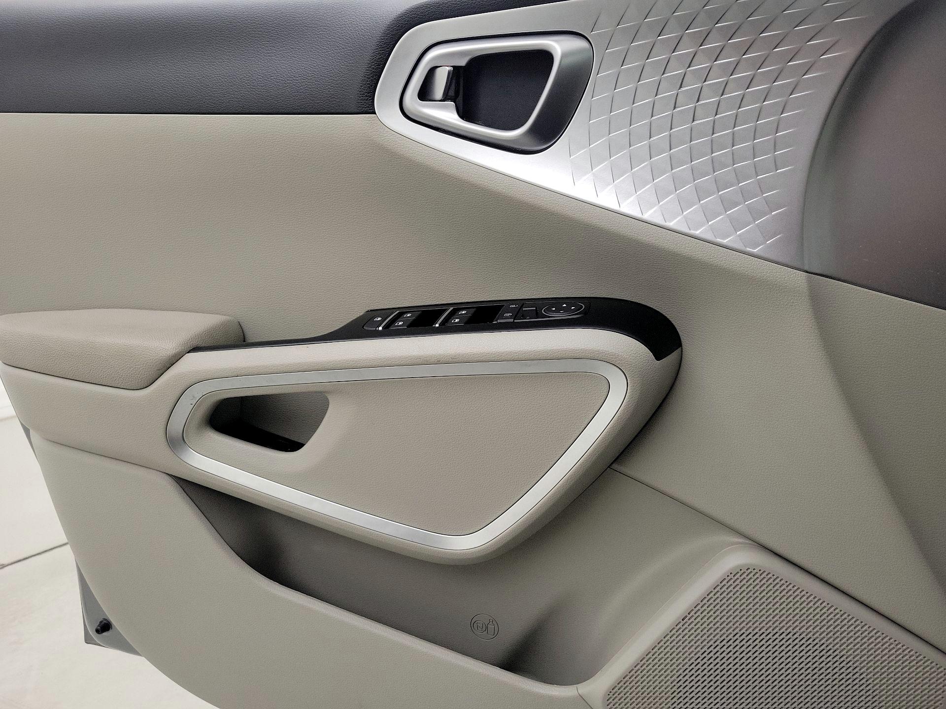 Thumbnail: 2025 Kia Soul - 12