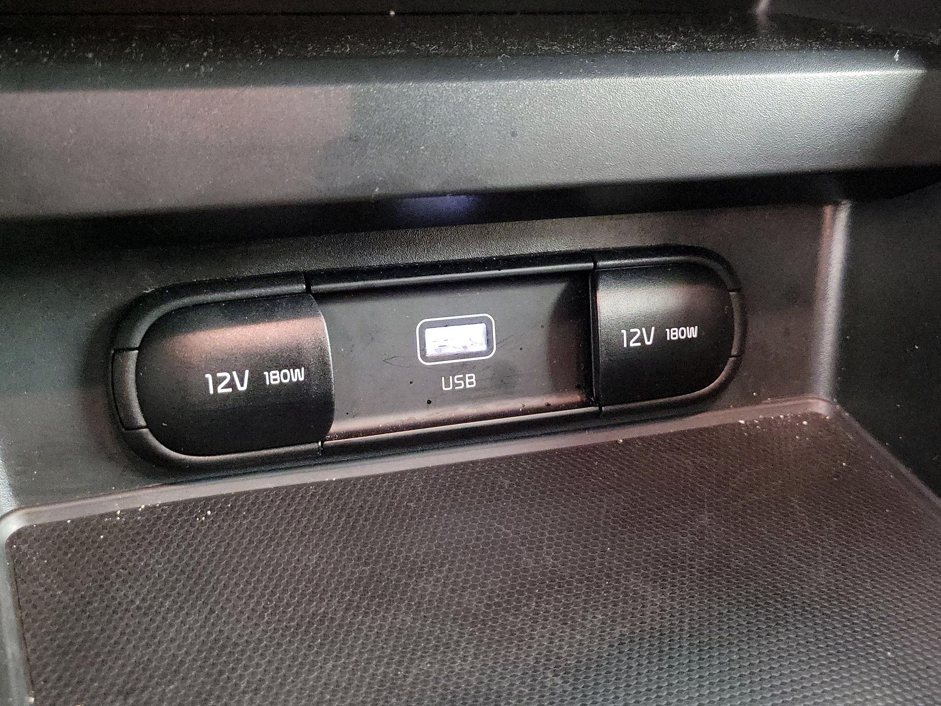 Thumbnail: 2025 Kia Soul - 18