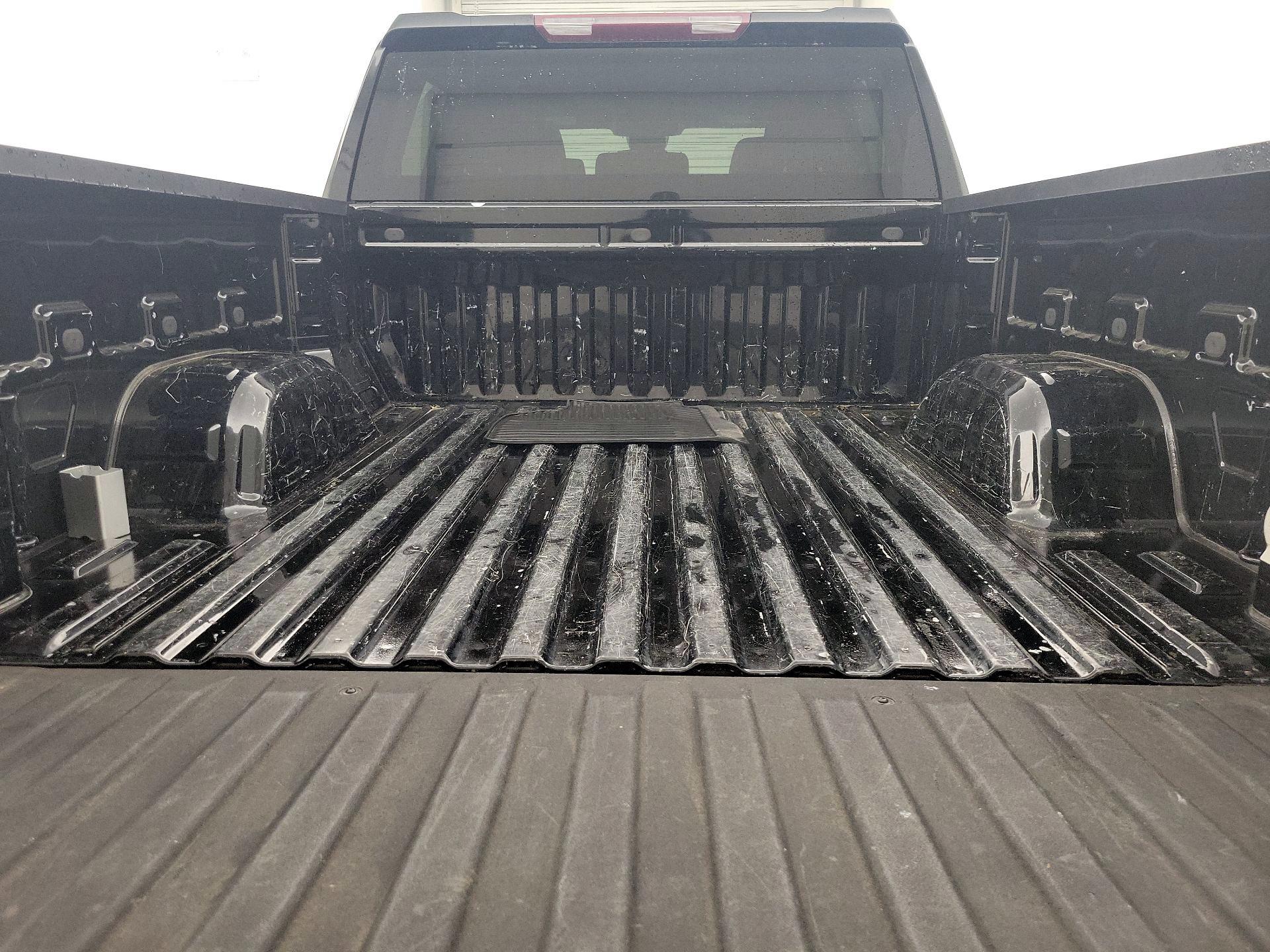 Thumbnail: 2022 Chevrolet Silverado 1500 - 20