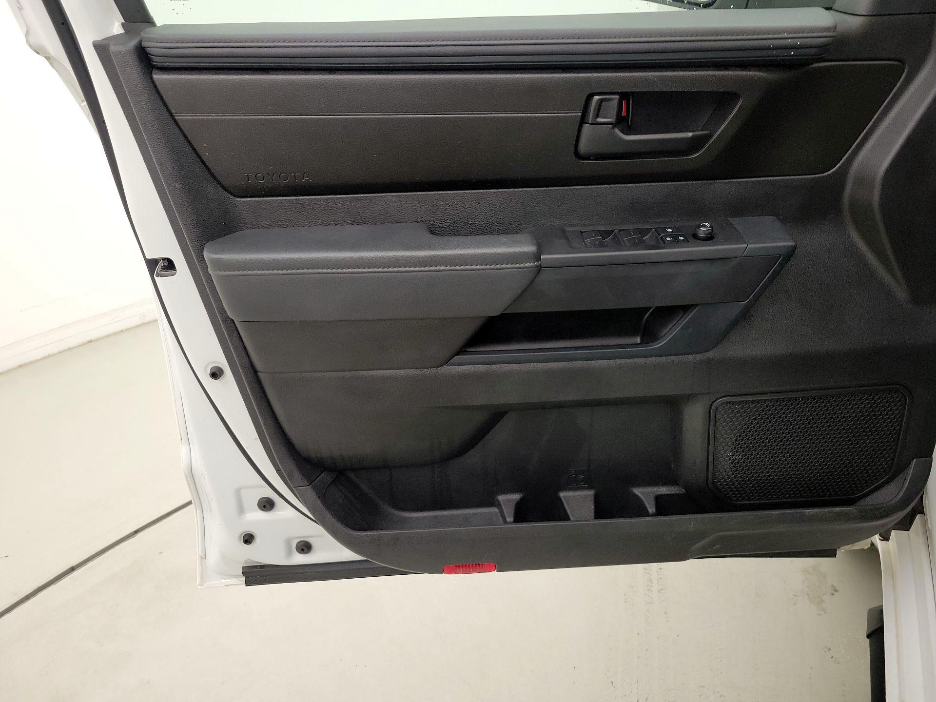 Thumbnail: 2023 Toyota Tundra - 12