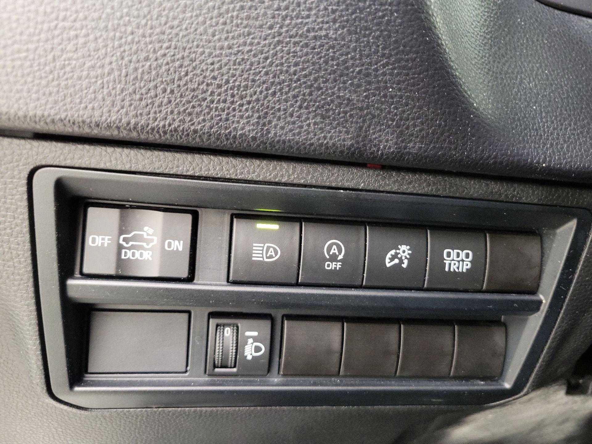 Thumbnail: 2023 Toyota Tundra - 13