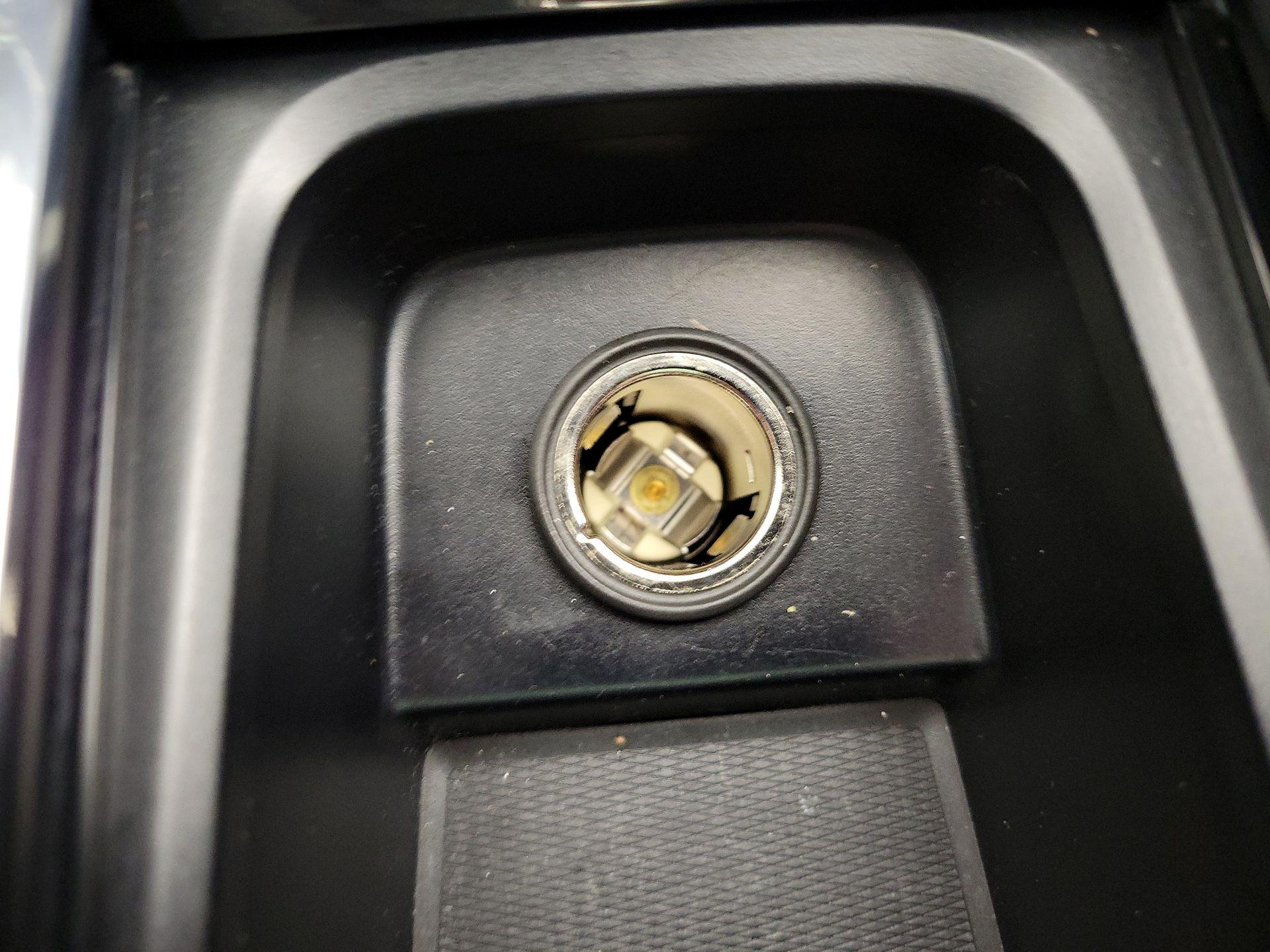 Thumbnail: 2023 Volvo XC60 - 19