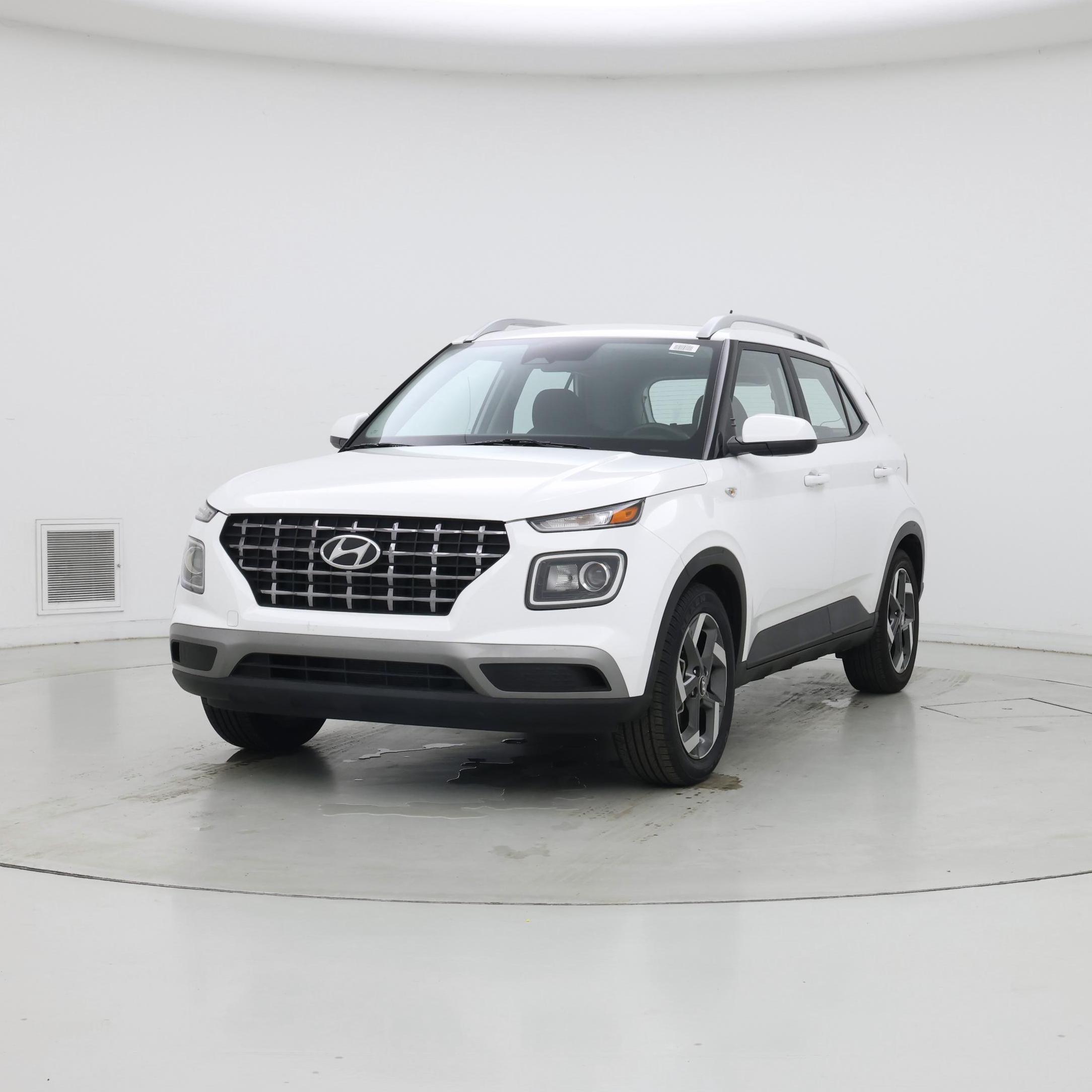 Thumbnail: 2023 Hyundai Venue - 4