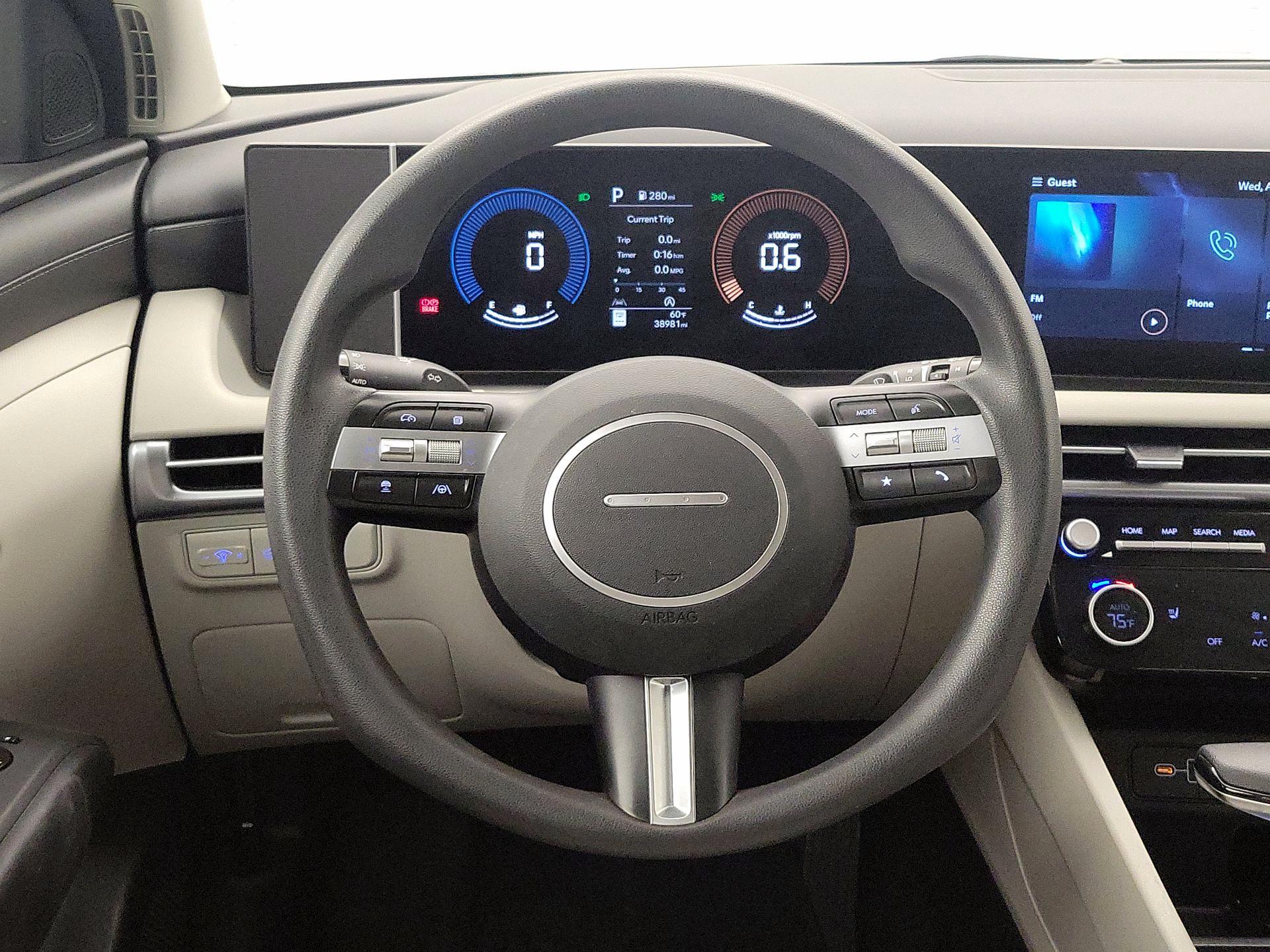 Thumbnail: 2025 Hyundai Tucson - 10