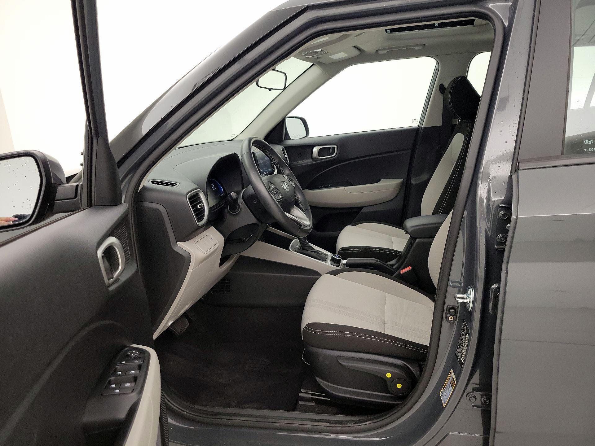 Thumbnail: 2025 Hyundai Venue - 11