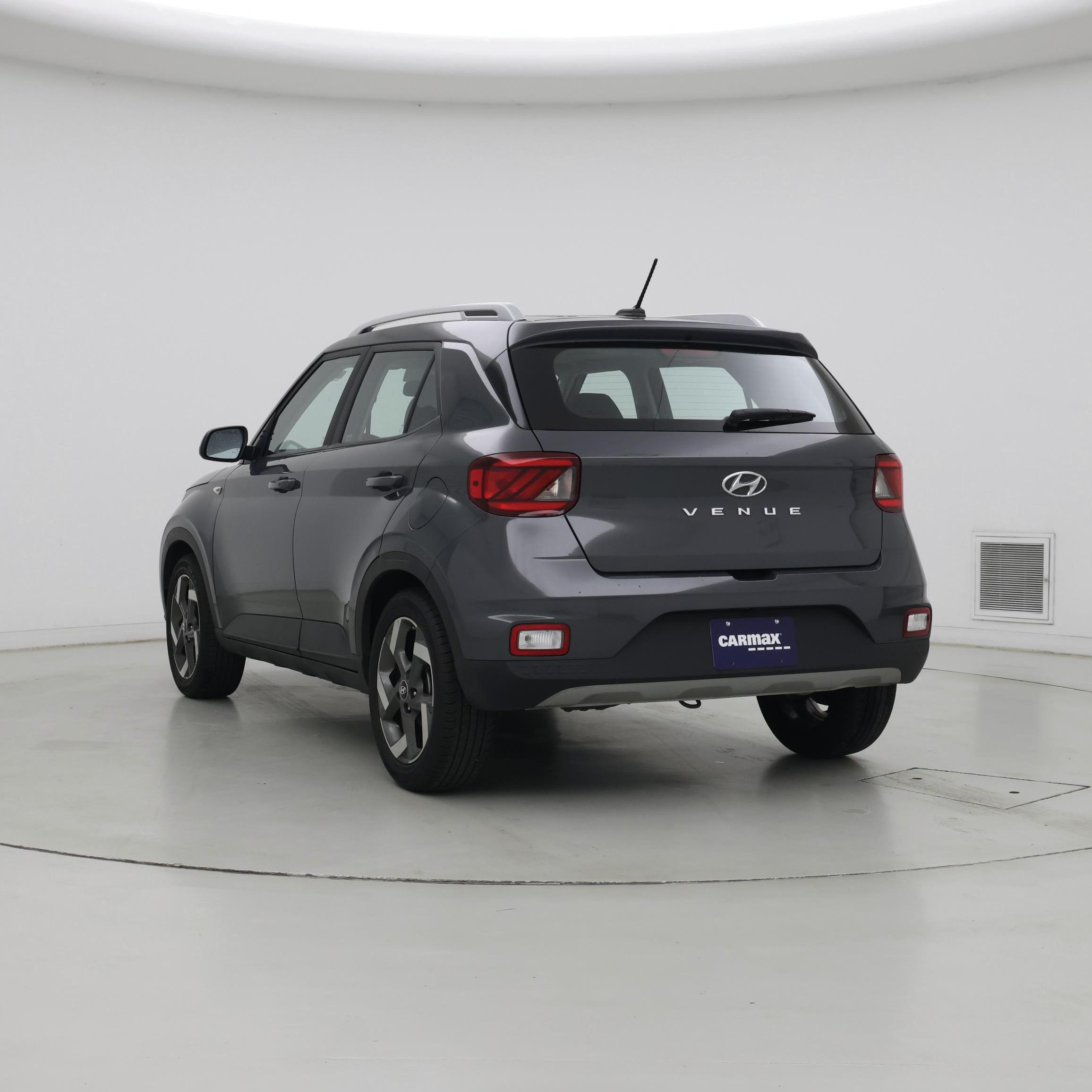 Thumbnail: 2025 Hyundai Venue - 2