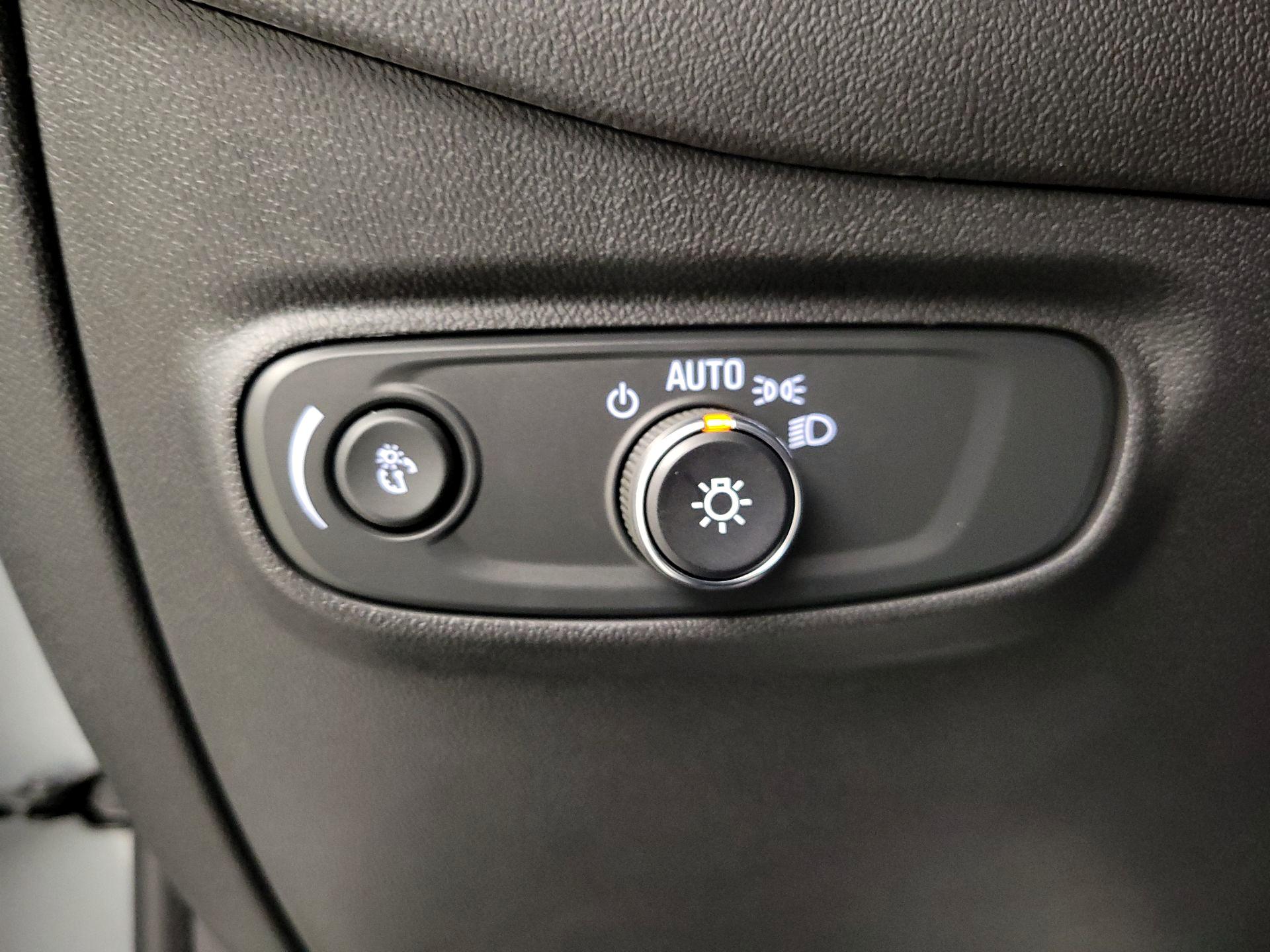 Thumbnail: 2024 Chevrolet Equinox - 13