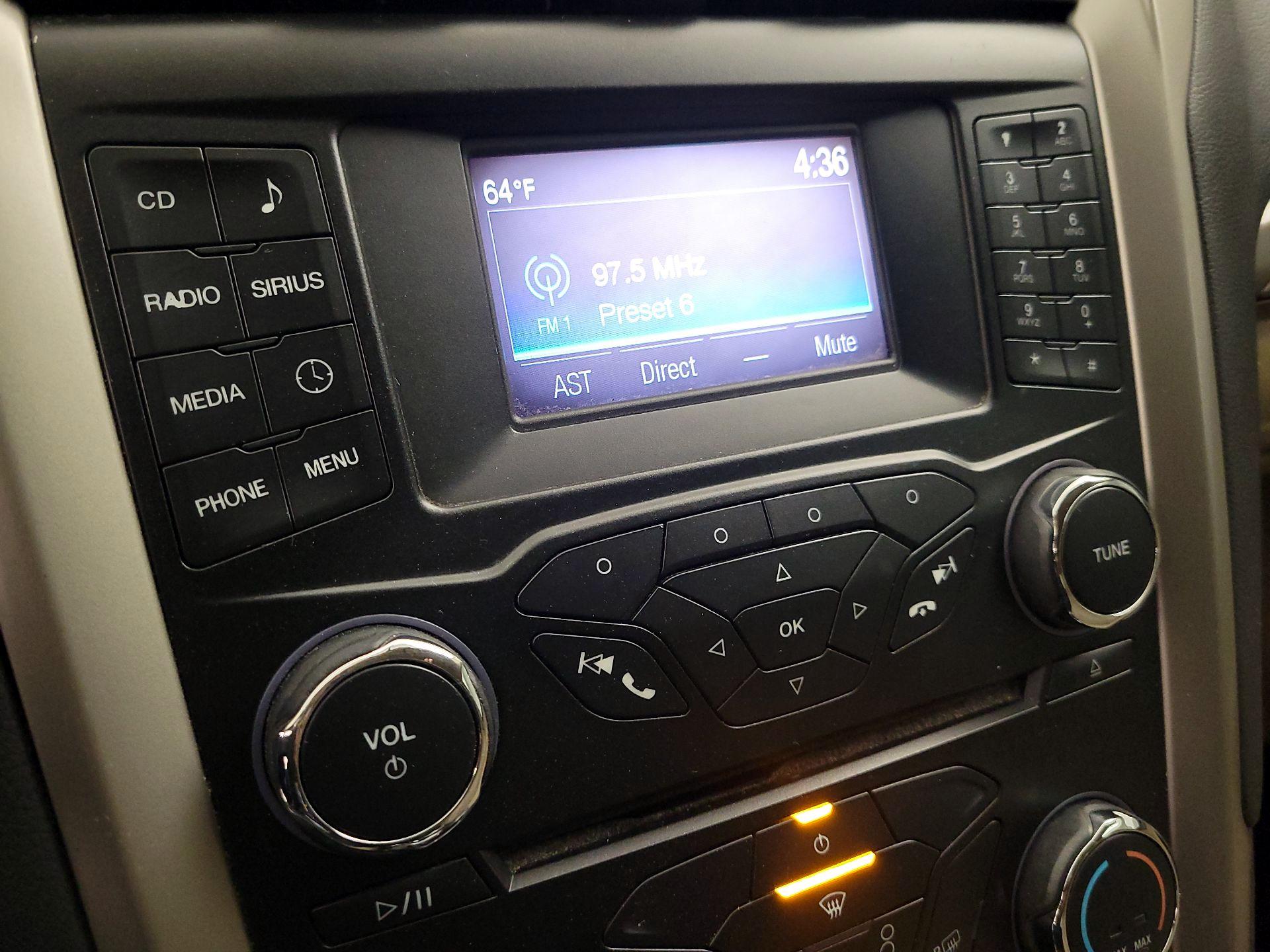 Thumbnail: 2015 Ford Fusion - 15