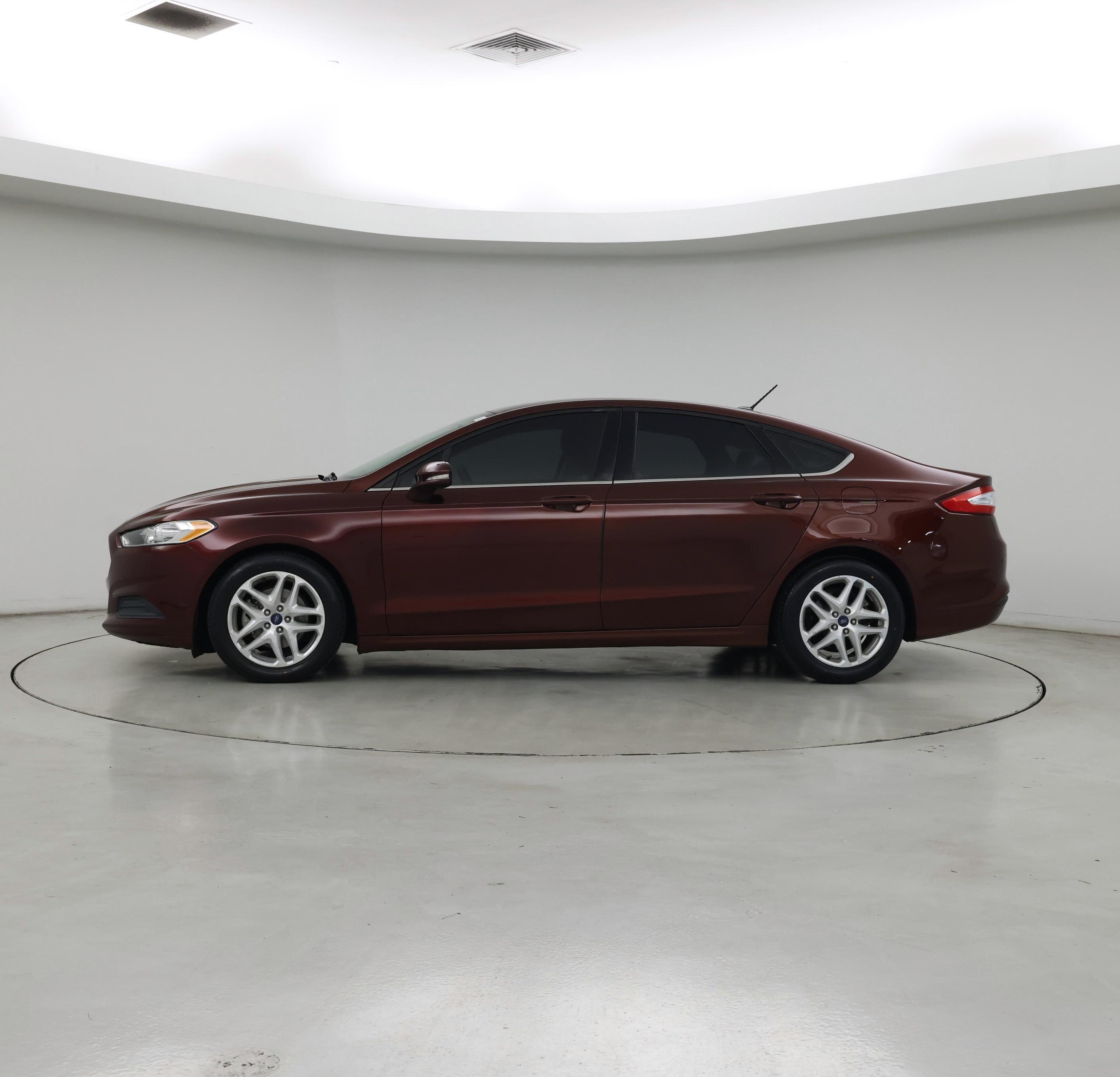 Thumbnail: 2015 Ford Fusion - 3