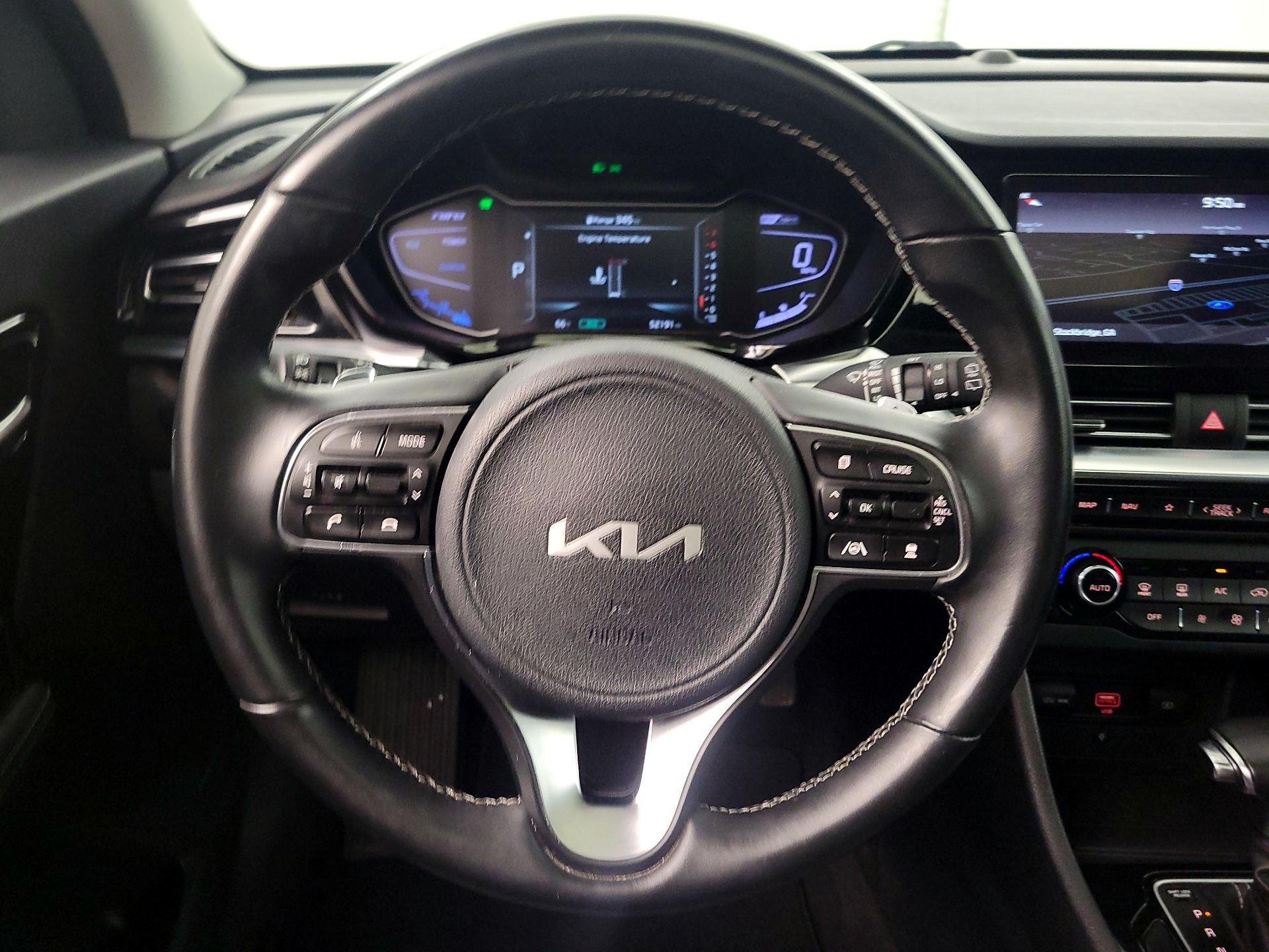 Thumbnail: 2022 Kia Niro - 10