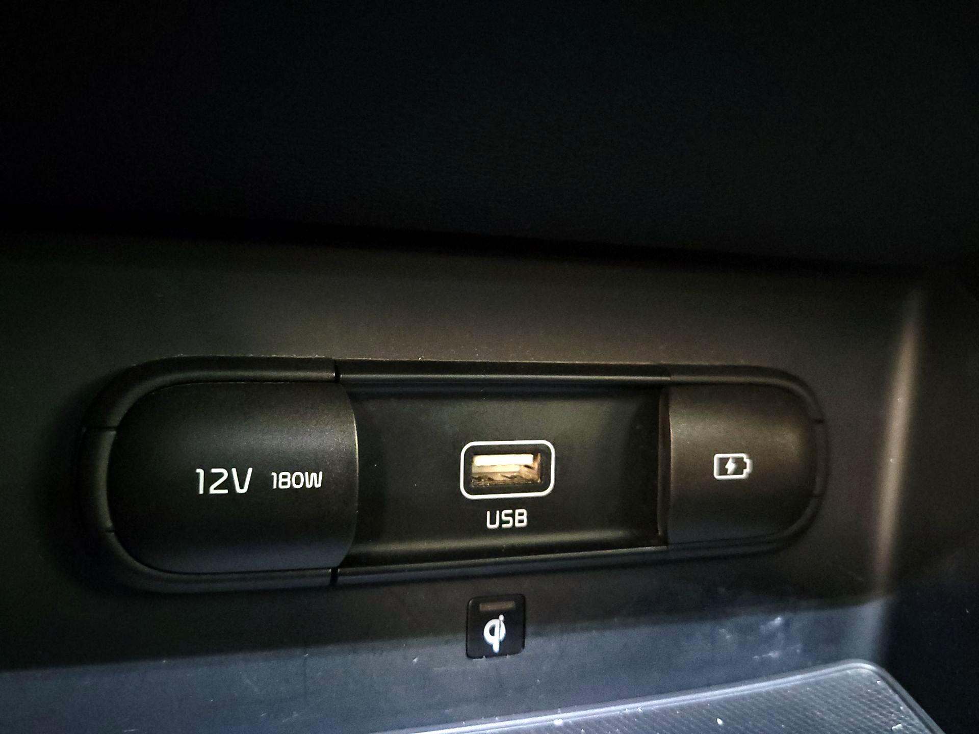 Thumbnail: 2022 Kia Niro - 19