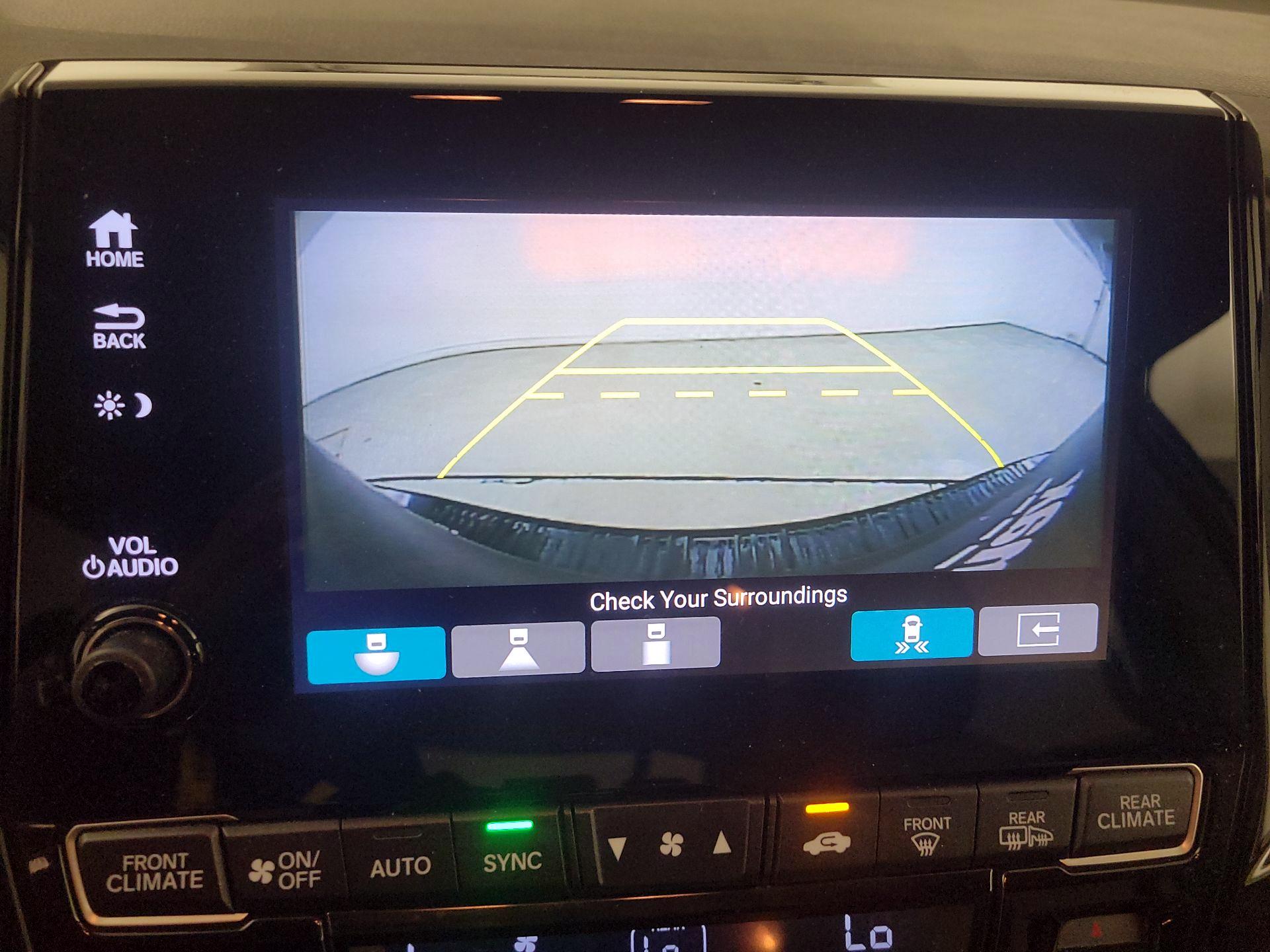 Thumbnail: 2018 Honda Odyssey - 15