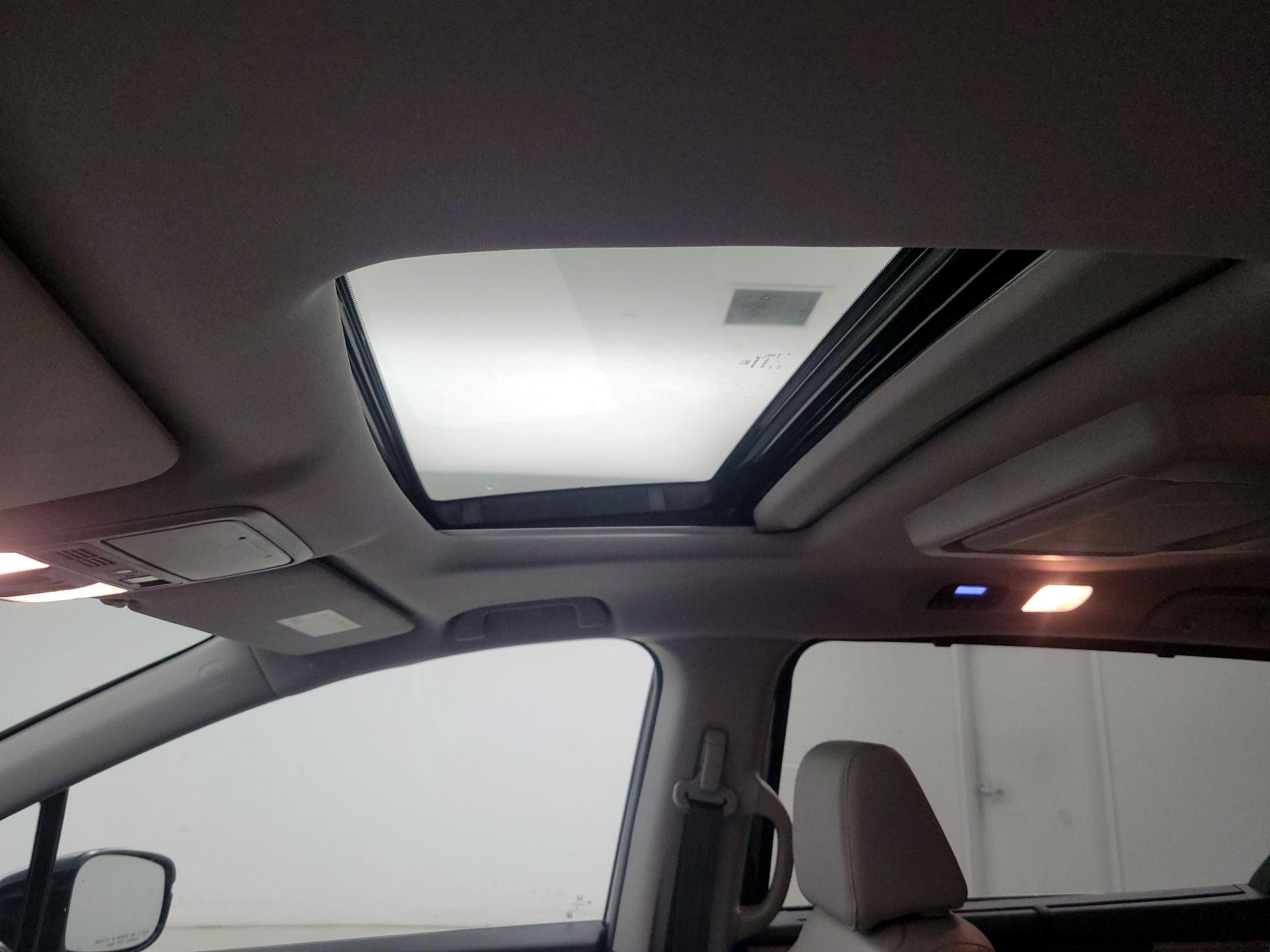 Thumbnail: 2018 Honda Odyssey - 20