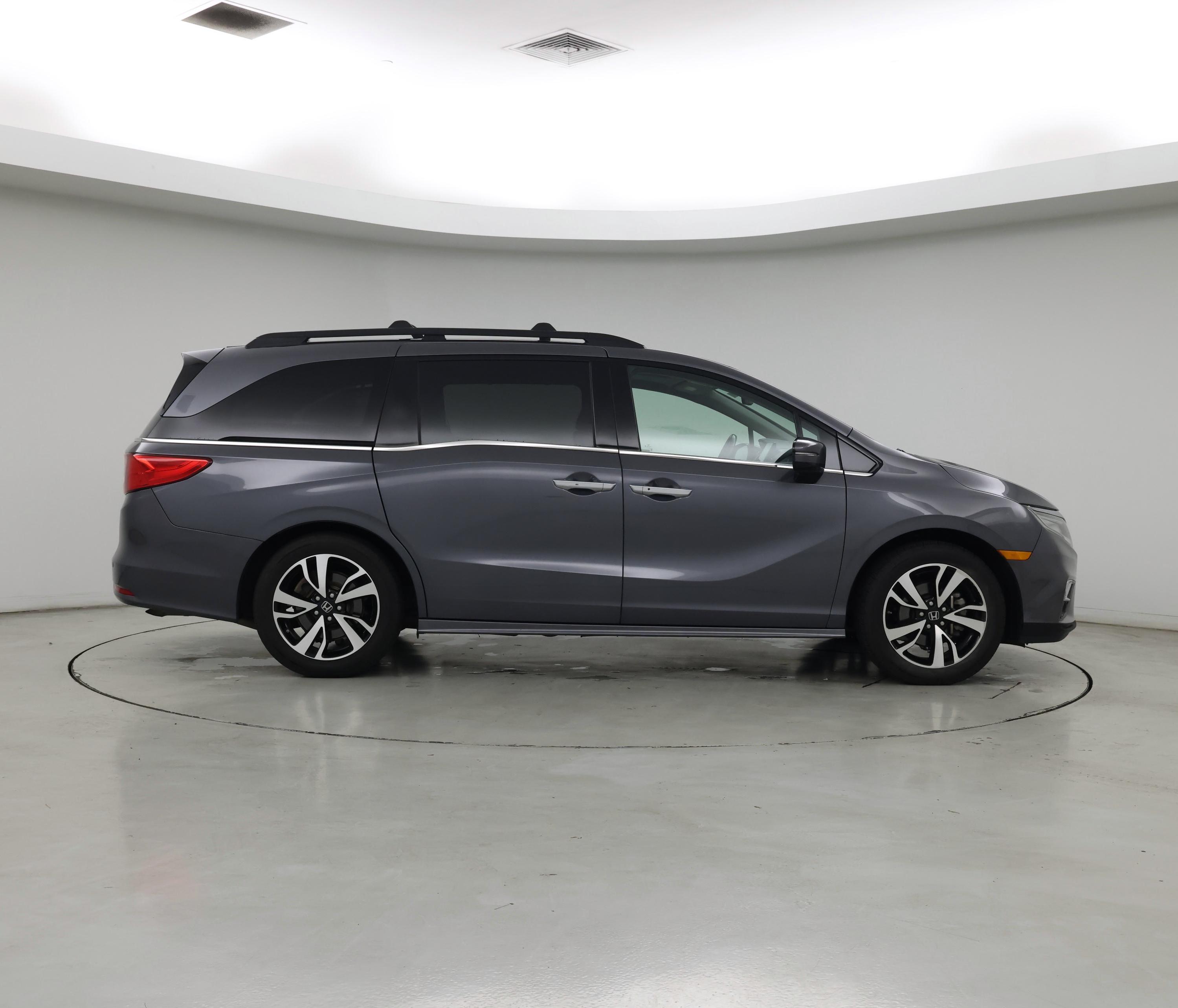 Thumbnail: 2018 Honda Odyssey - 7