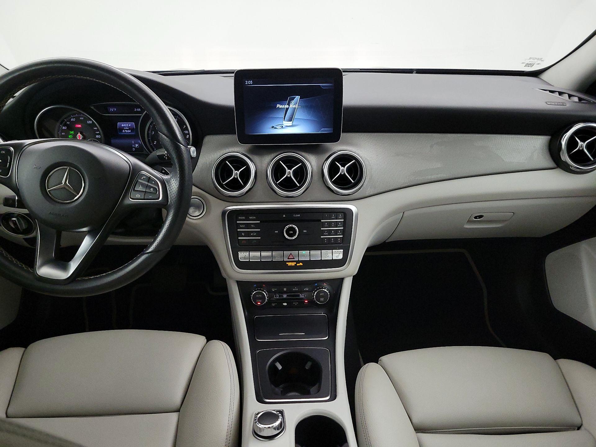 Thumbnail: 2018 Mercedes-Benz GLA - 9