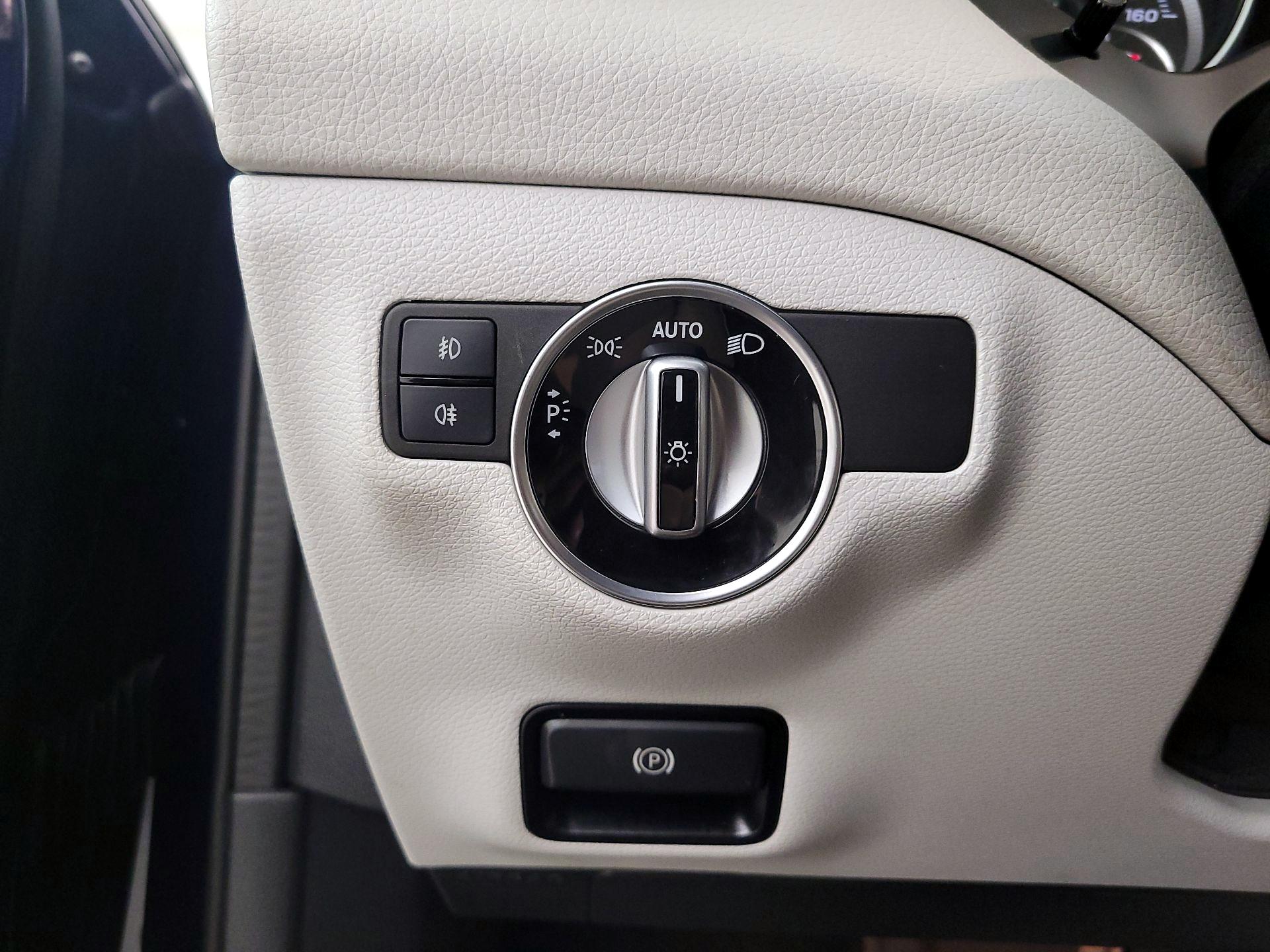 Thumbnail: 2018 Mercedes-Benz GLA - 13