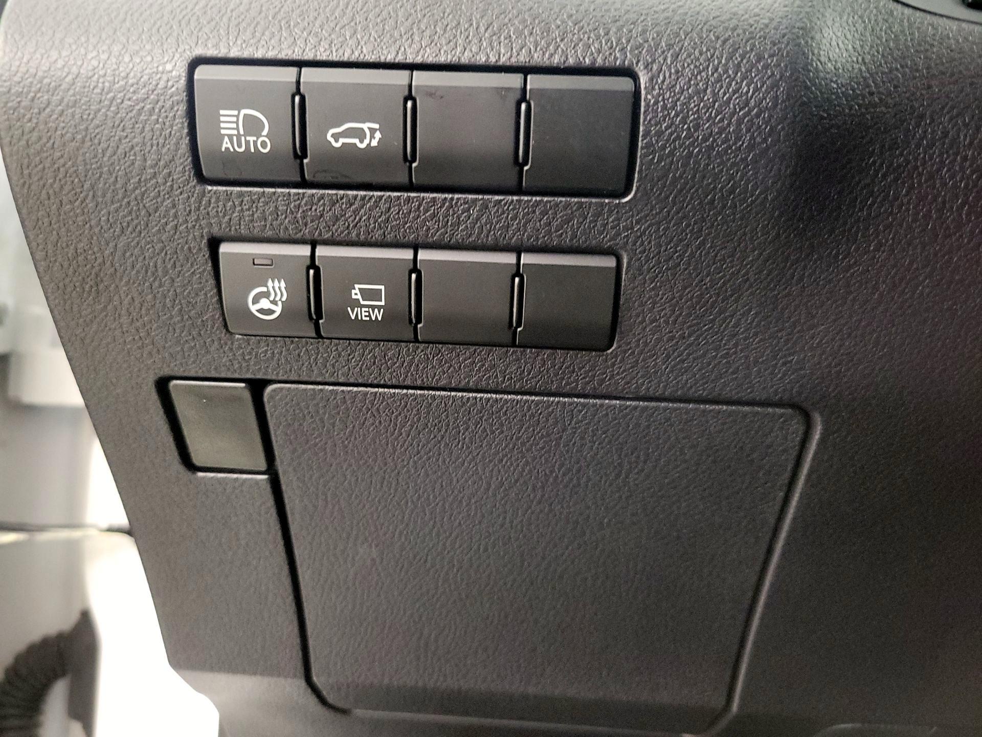 Thumbnail: 2021 Lexus RX - 13