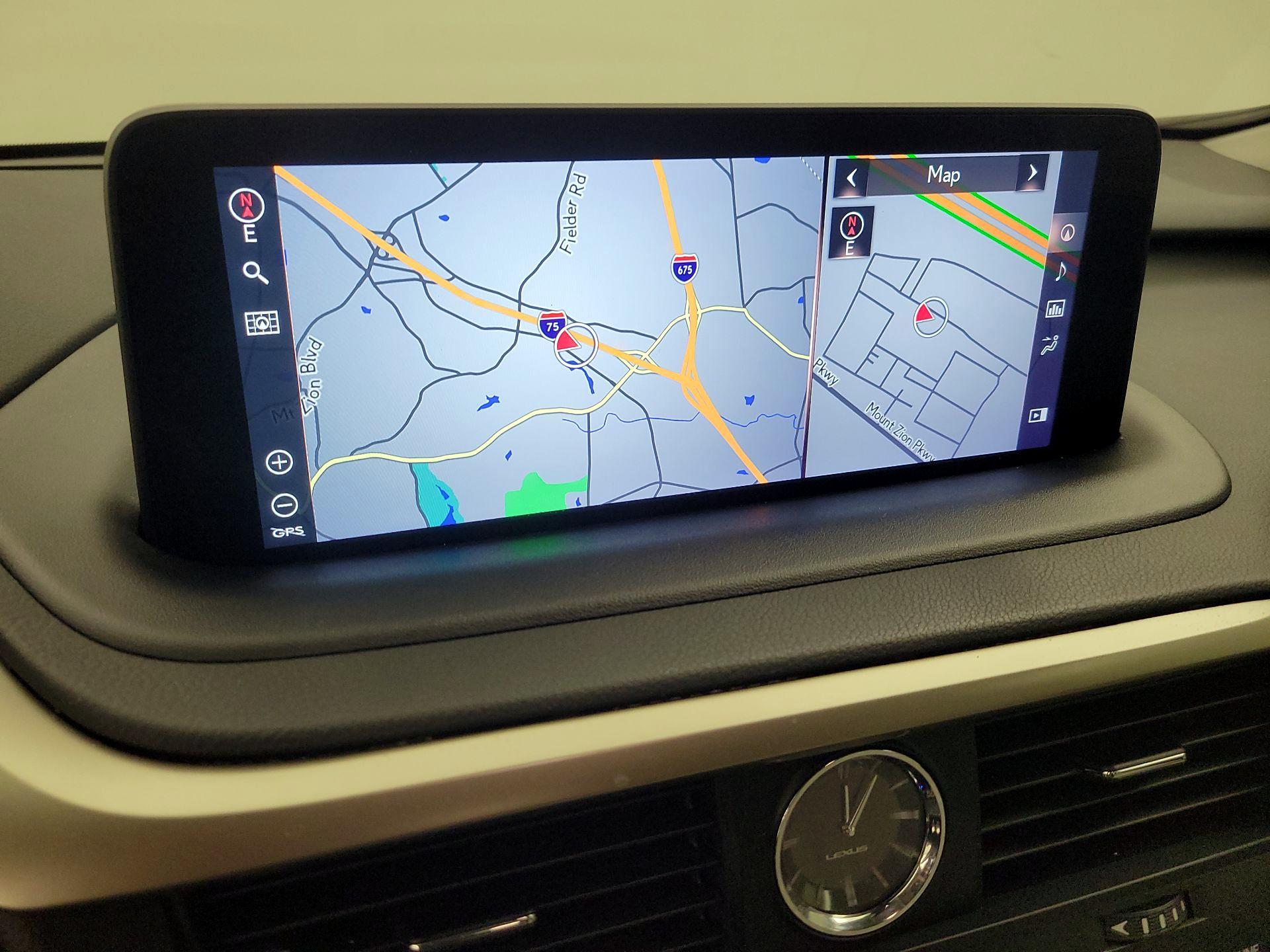 Thumbnail: 2021 Lexus RX - 14