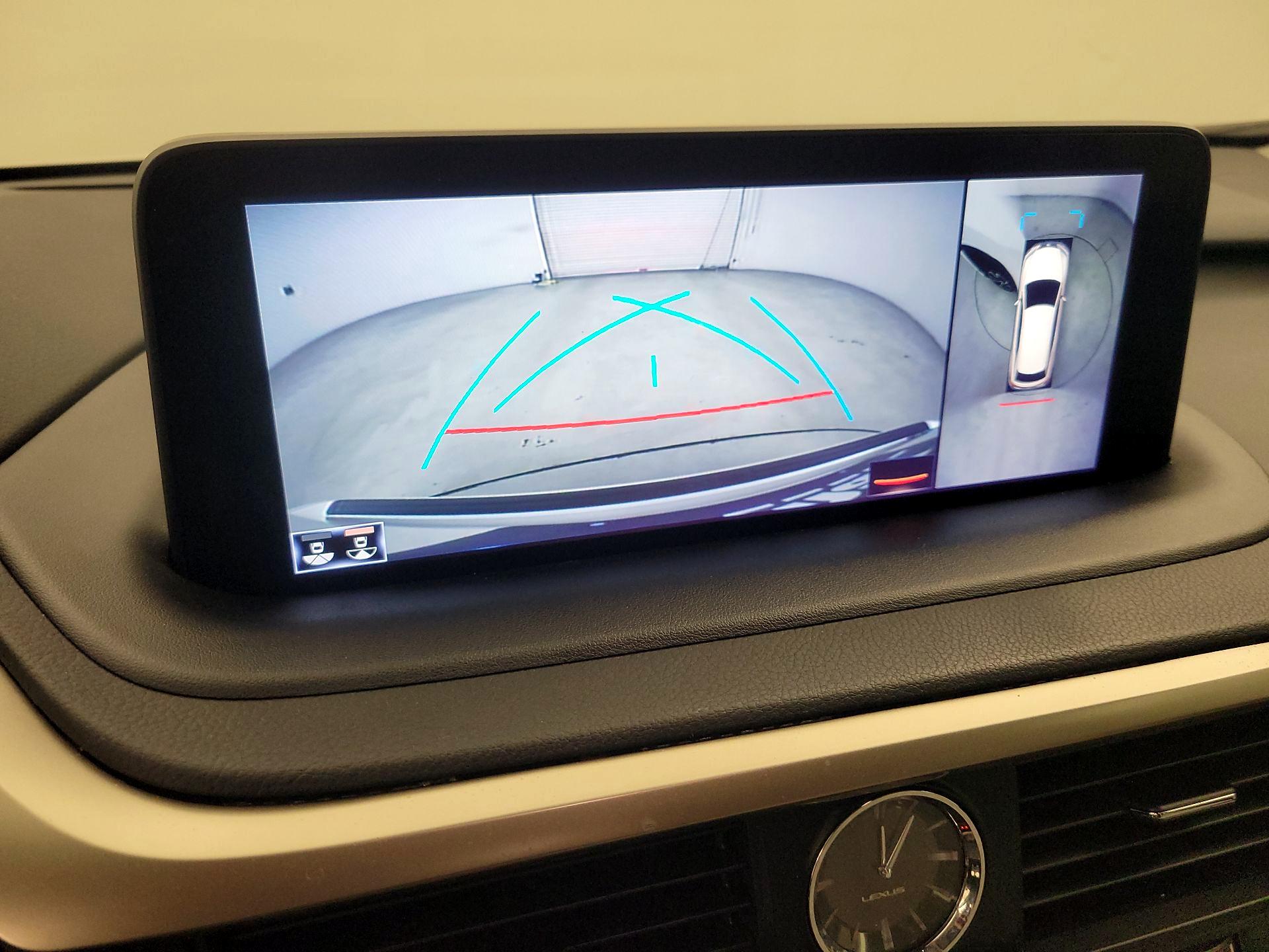 Thumbnail: 2021 Lexus RX - 15