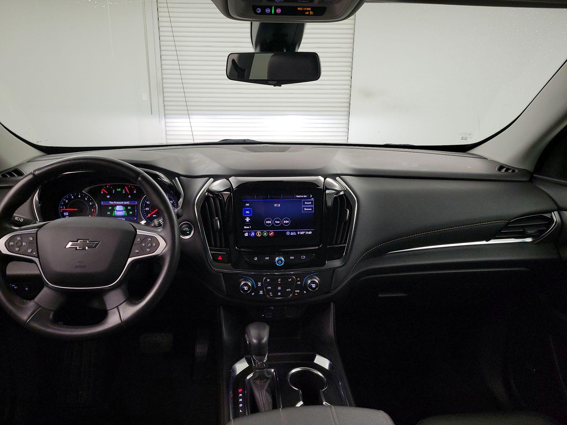 Thumbnail: 2021 Chevrolet Traverse - 9