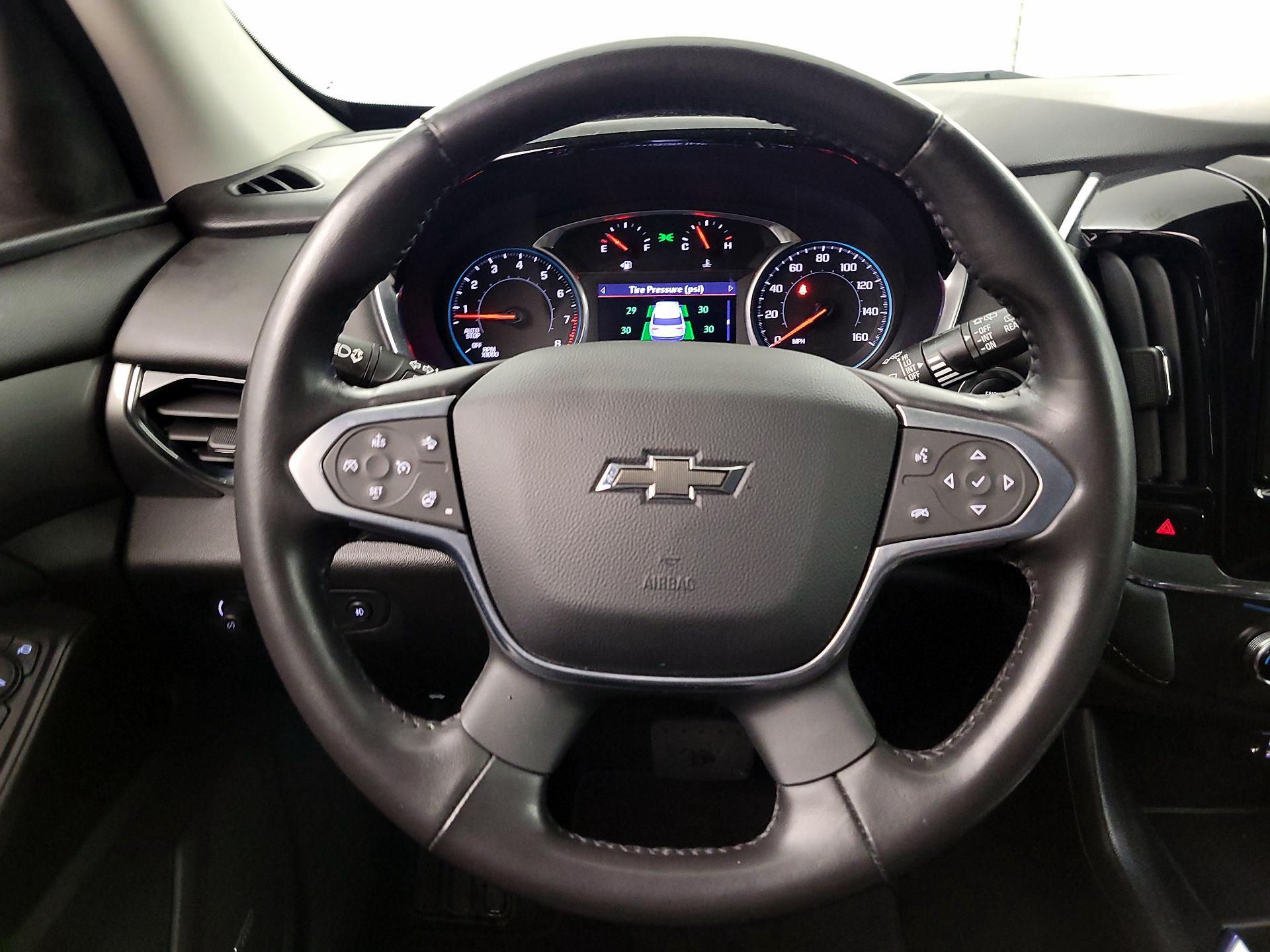 Thumbnail: 2021 Chevrolet Traverse - 10