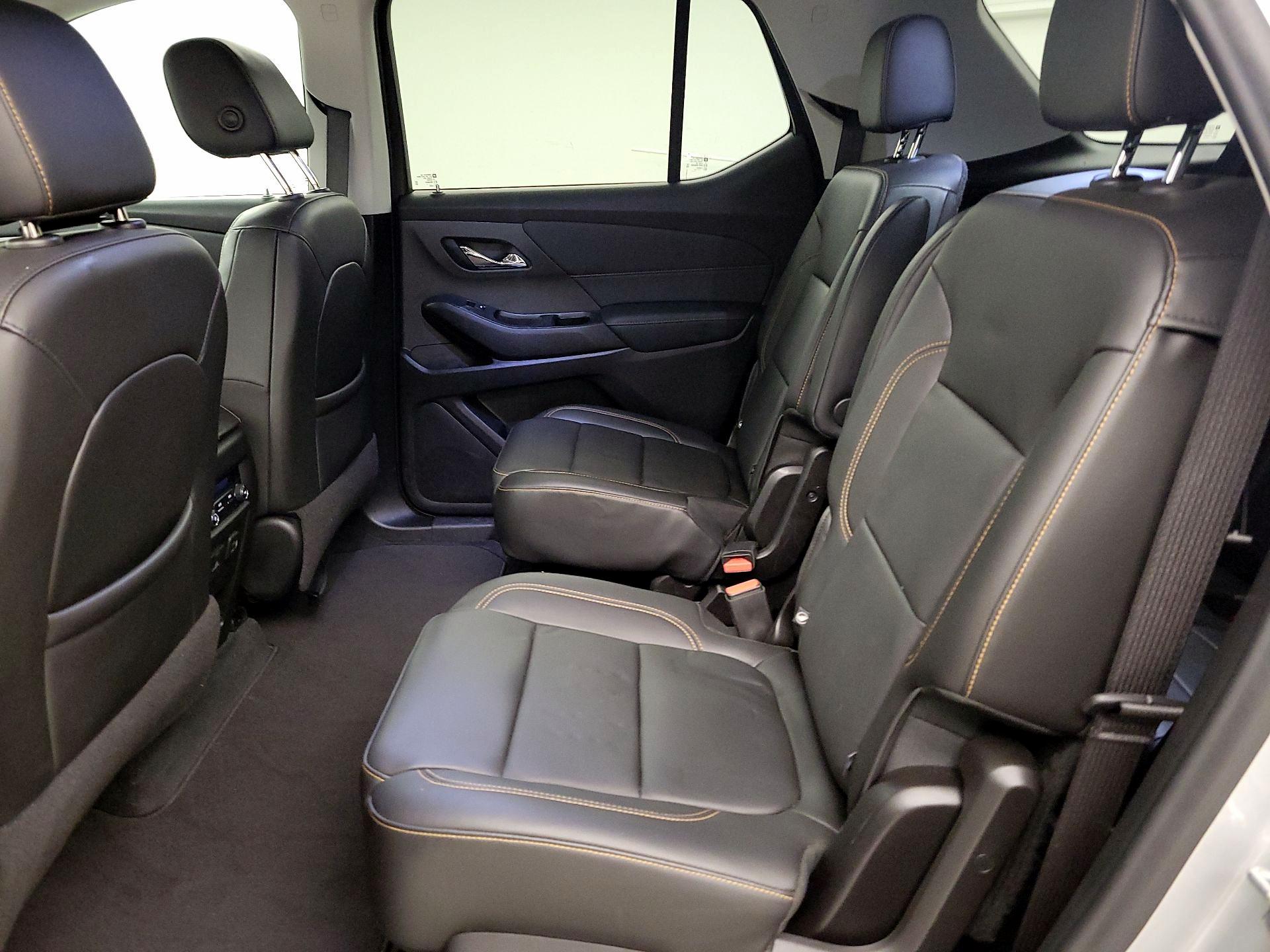 Thumbnail: 2021 Chevrolet Traverse - 19