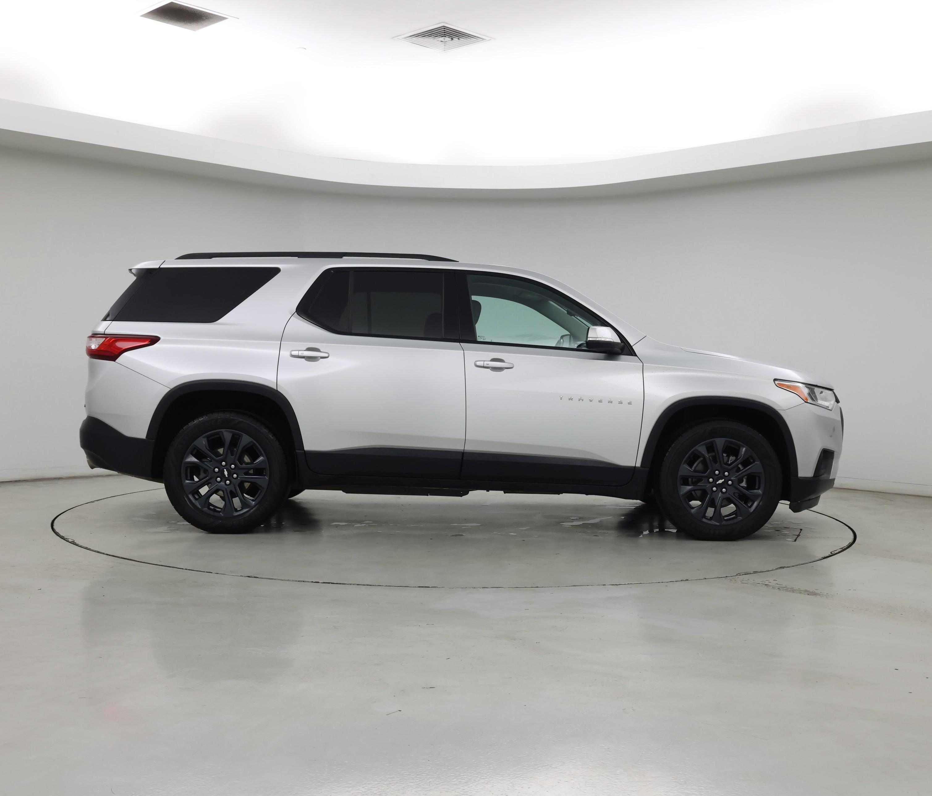 Thumbnail: 2021 Chevrolet Traverse - 7