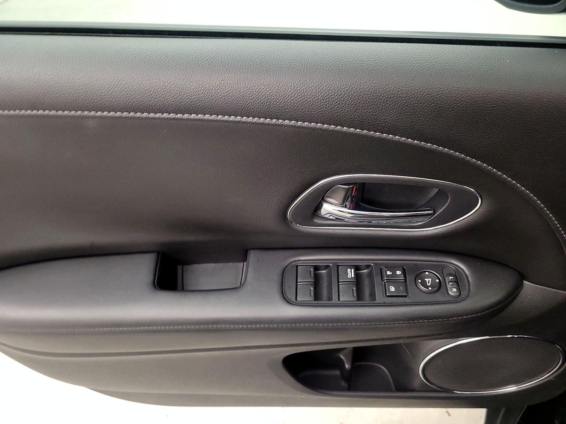 Thumbnail: 2016 Honda HR-V - 12